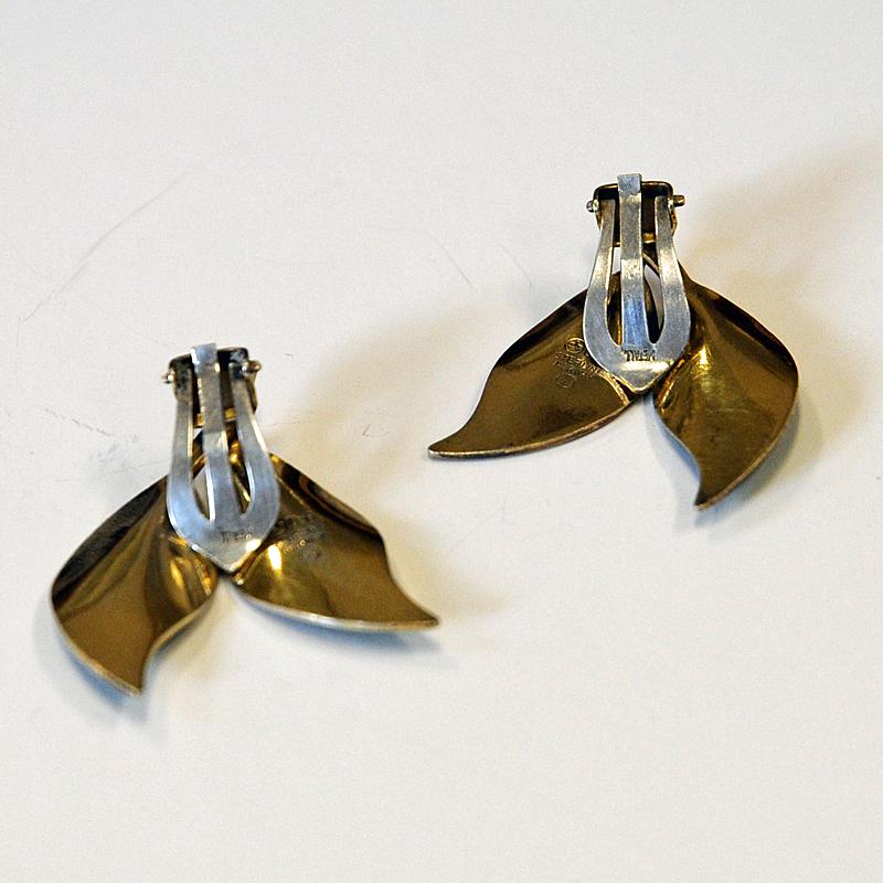 Pair of Green Enamelled vintage Earclips by Willy Winnæss 1960s, Norway In Good Condition In Stockholm, SE