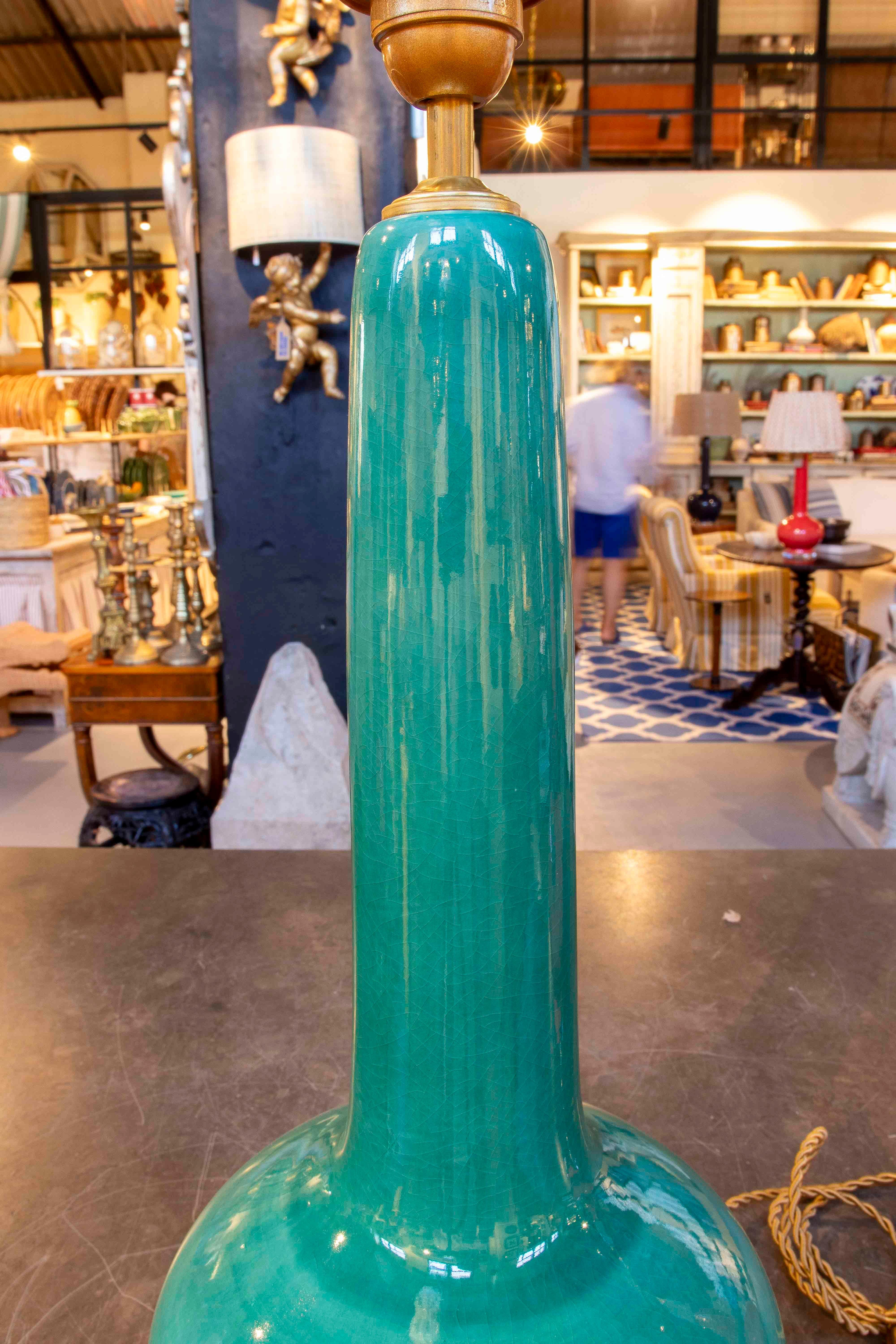 Pair of Green Glazed Ceramic Table Lamps, Mid-Century Modern Style In Good Condition For Sale In Marbella, ES