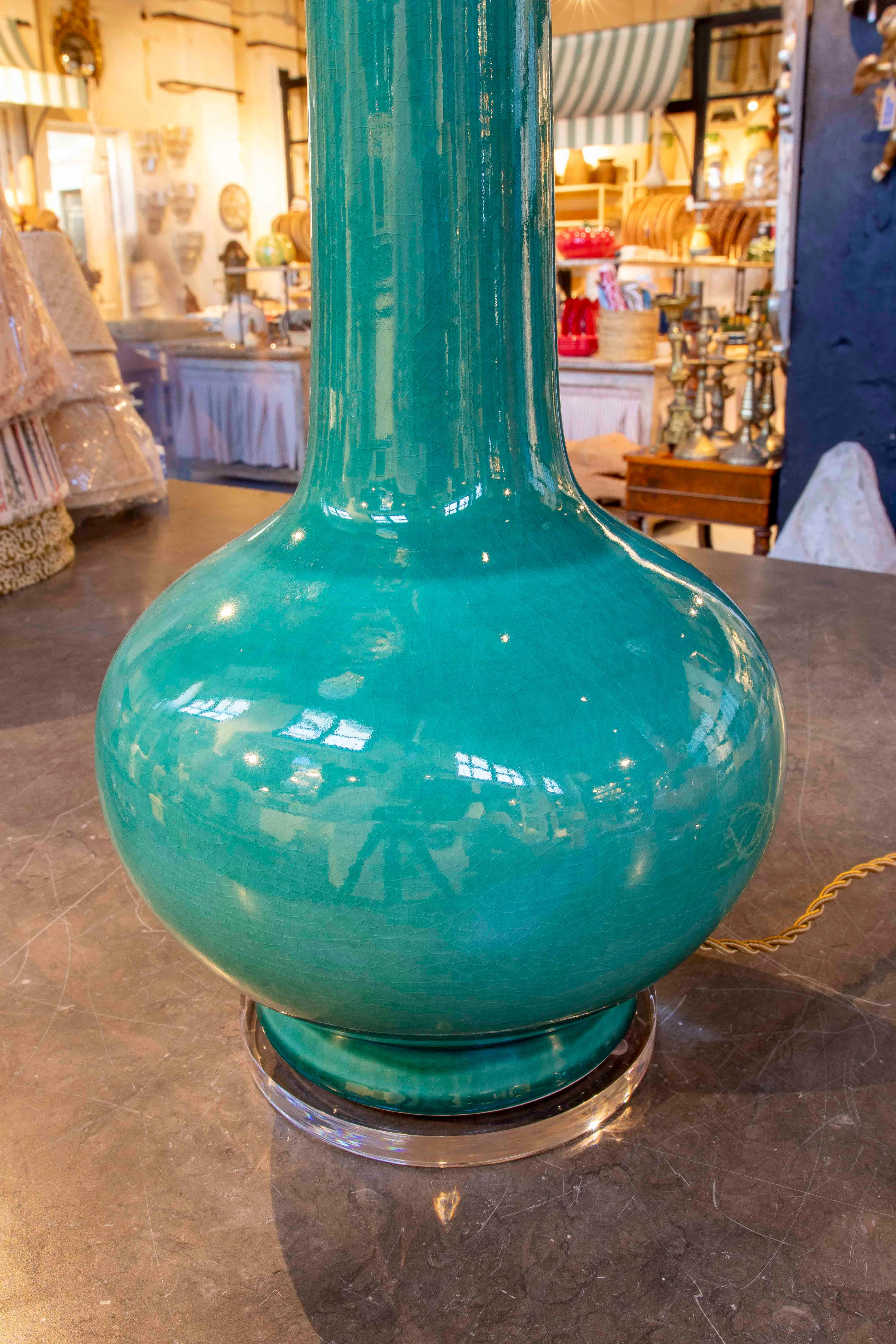 Pair of Green Glazed Ceramic Table Lamps, Mid-Century Modern Style For Sale 1