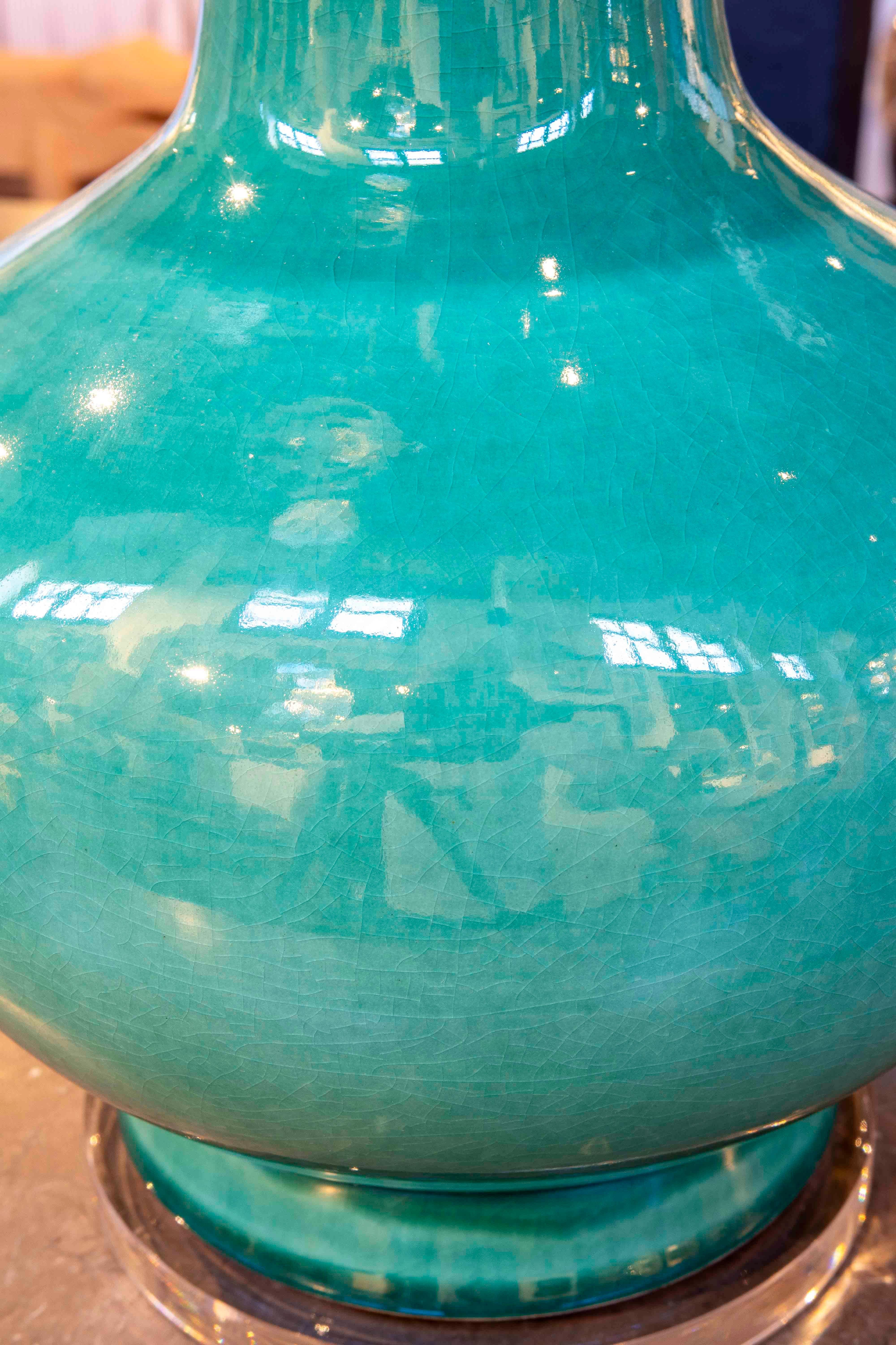 Pair of Green Glazed Ceramic Table Lamps, Mid-Century Modern Style For Sale 3