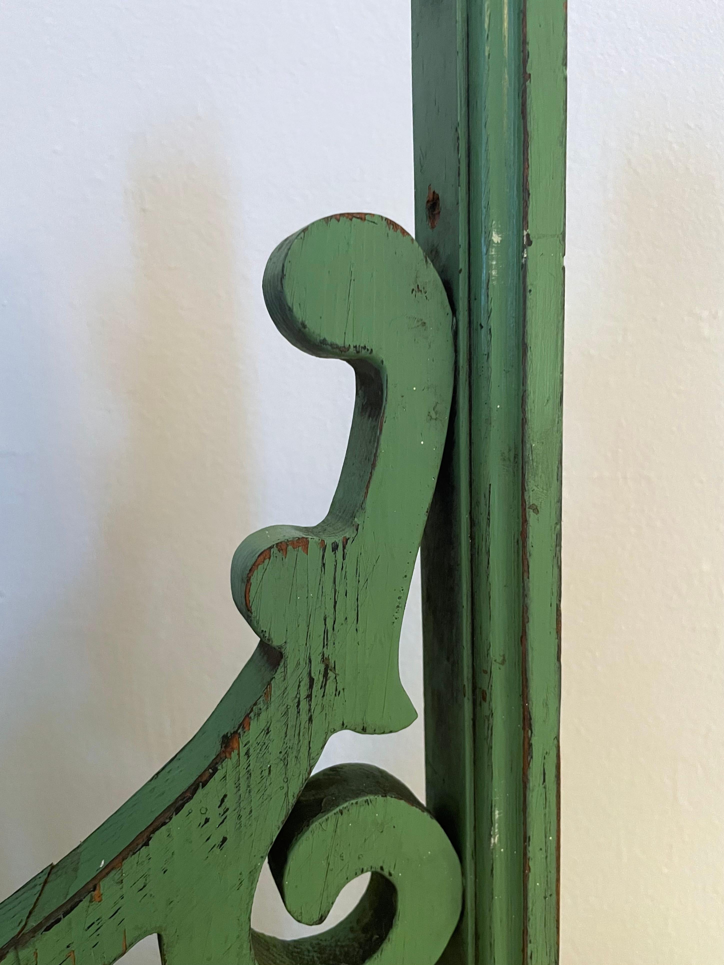 Pair of Green Hand Made Wooden Corbels  For Sale 5