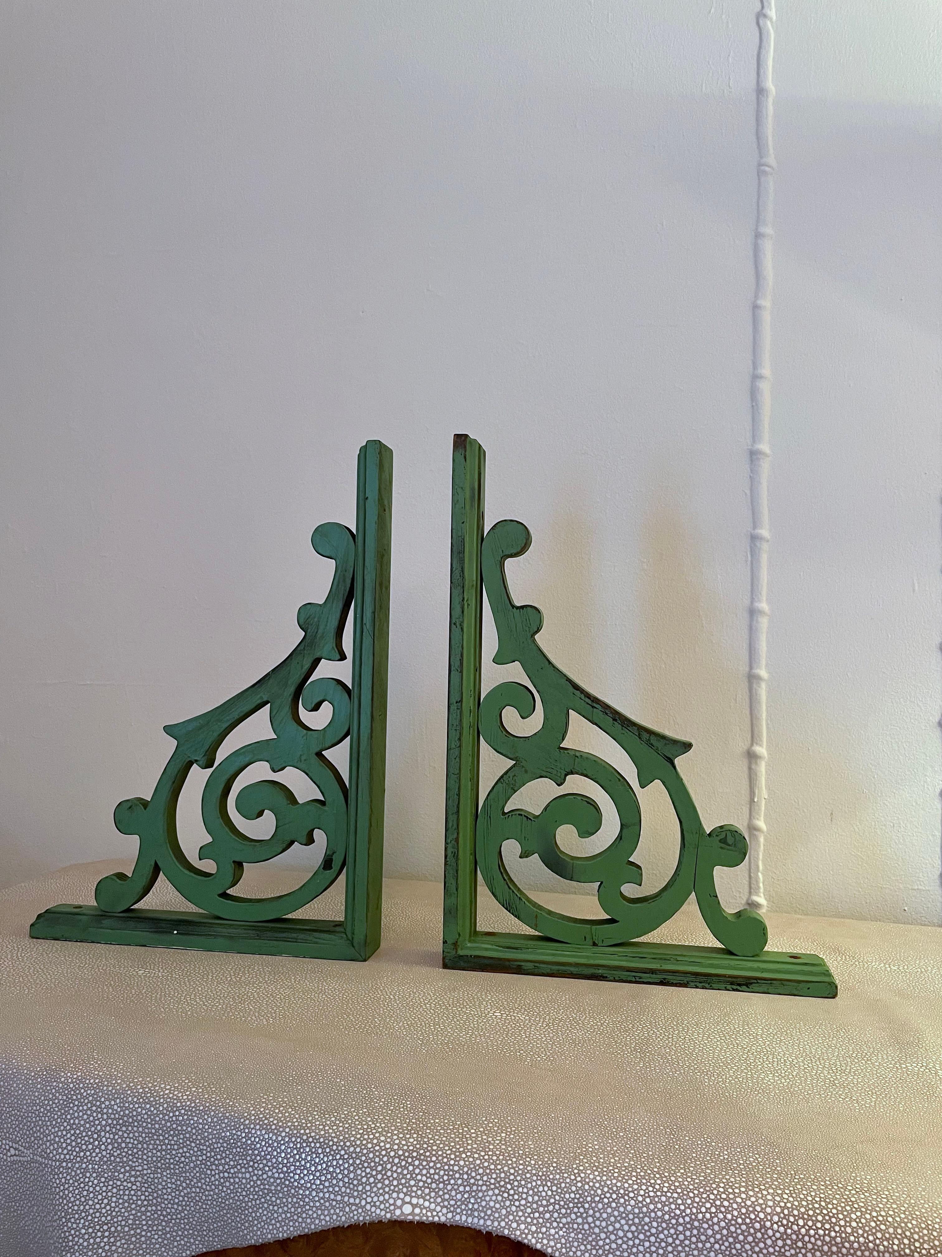 Green corbels perfect to hold your shelf and bring some fun maximalist style to any wall. These are lightweight as they are made of wood. Each piece can be easily installed with screws or nails. These corbels will pair wonderfully with a variety of