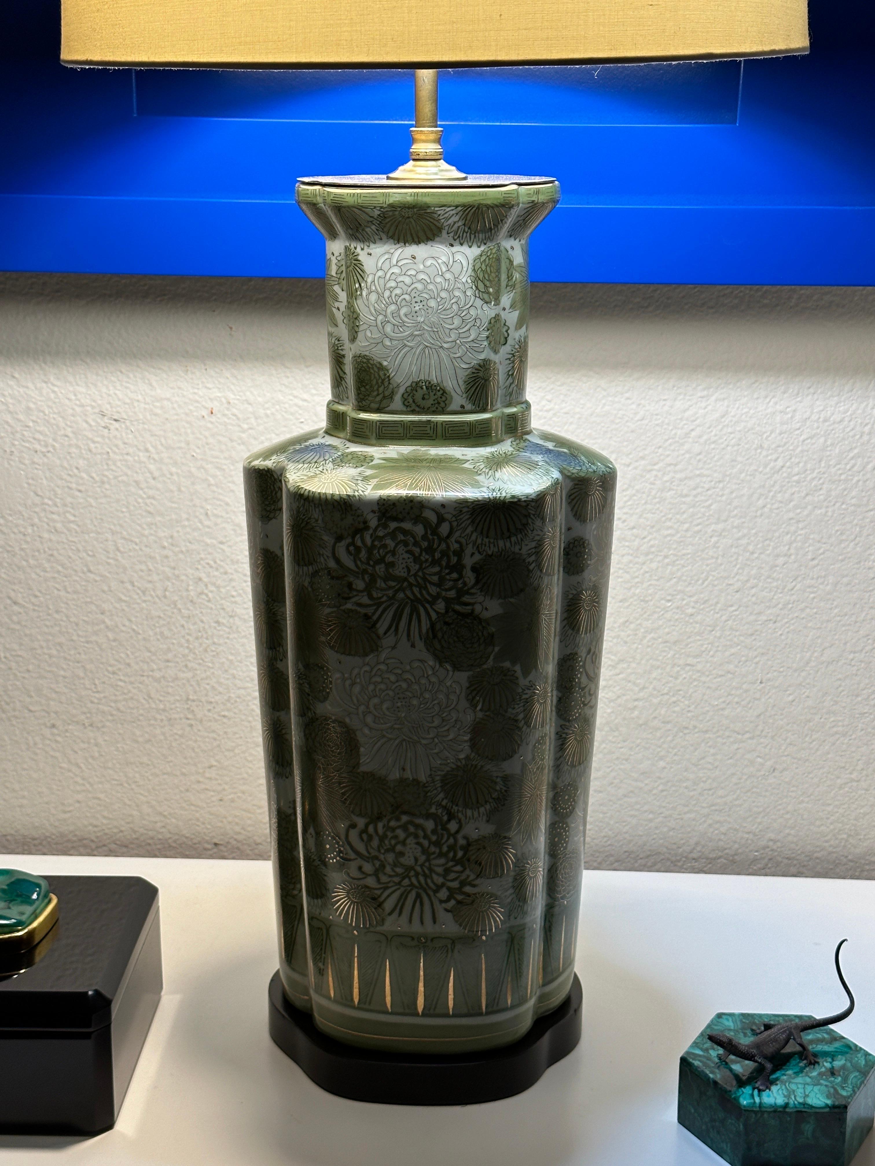 Pair of Green Japanese Porcelain Lamps 8