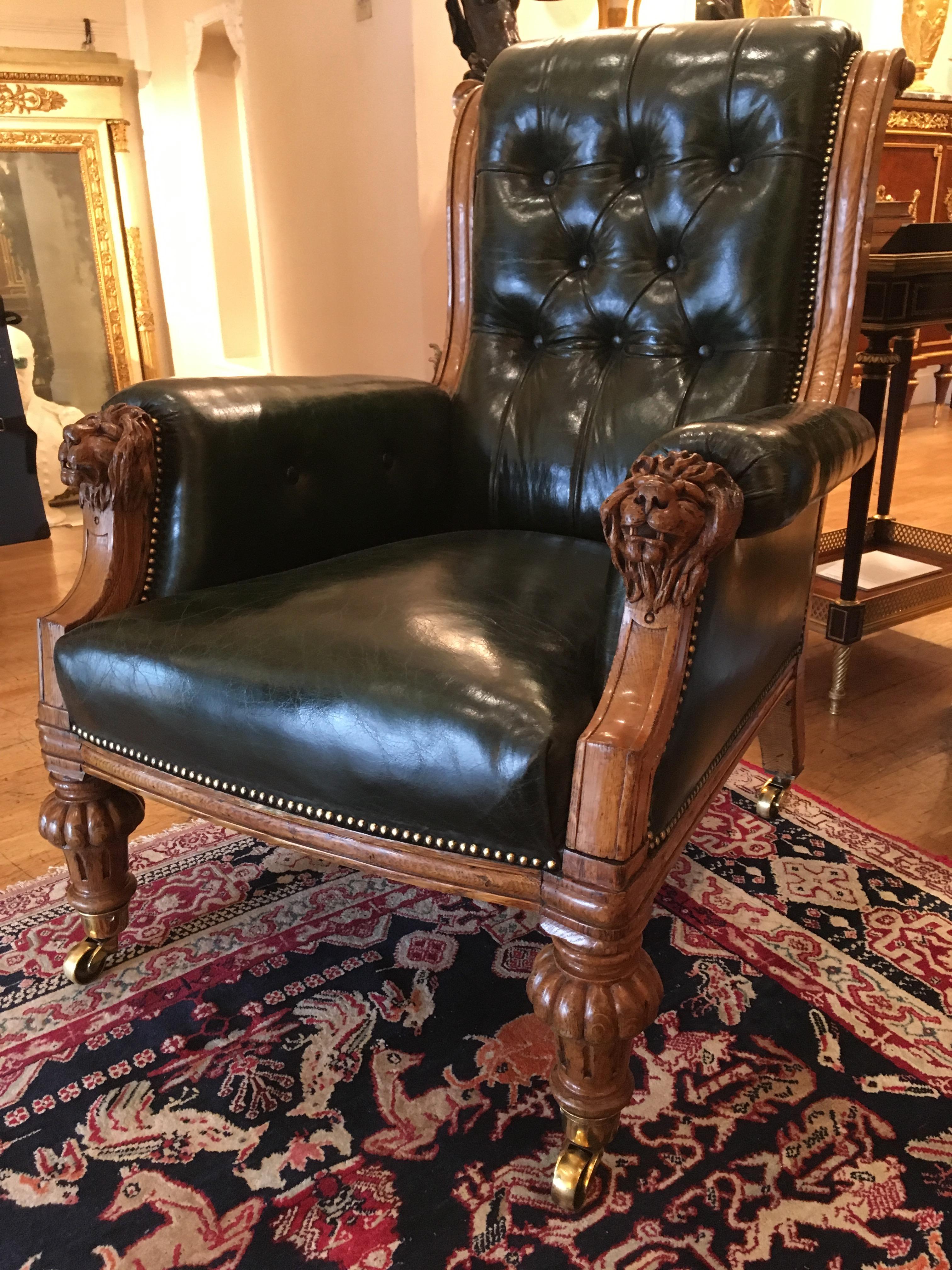 Pair of Green Leather St James's Club Library Armchairs of the late 19th Century For Sale 3