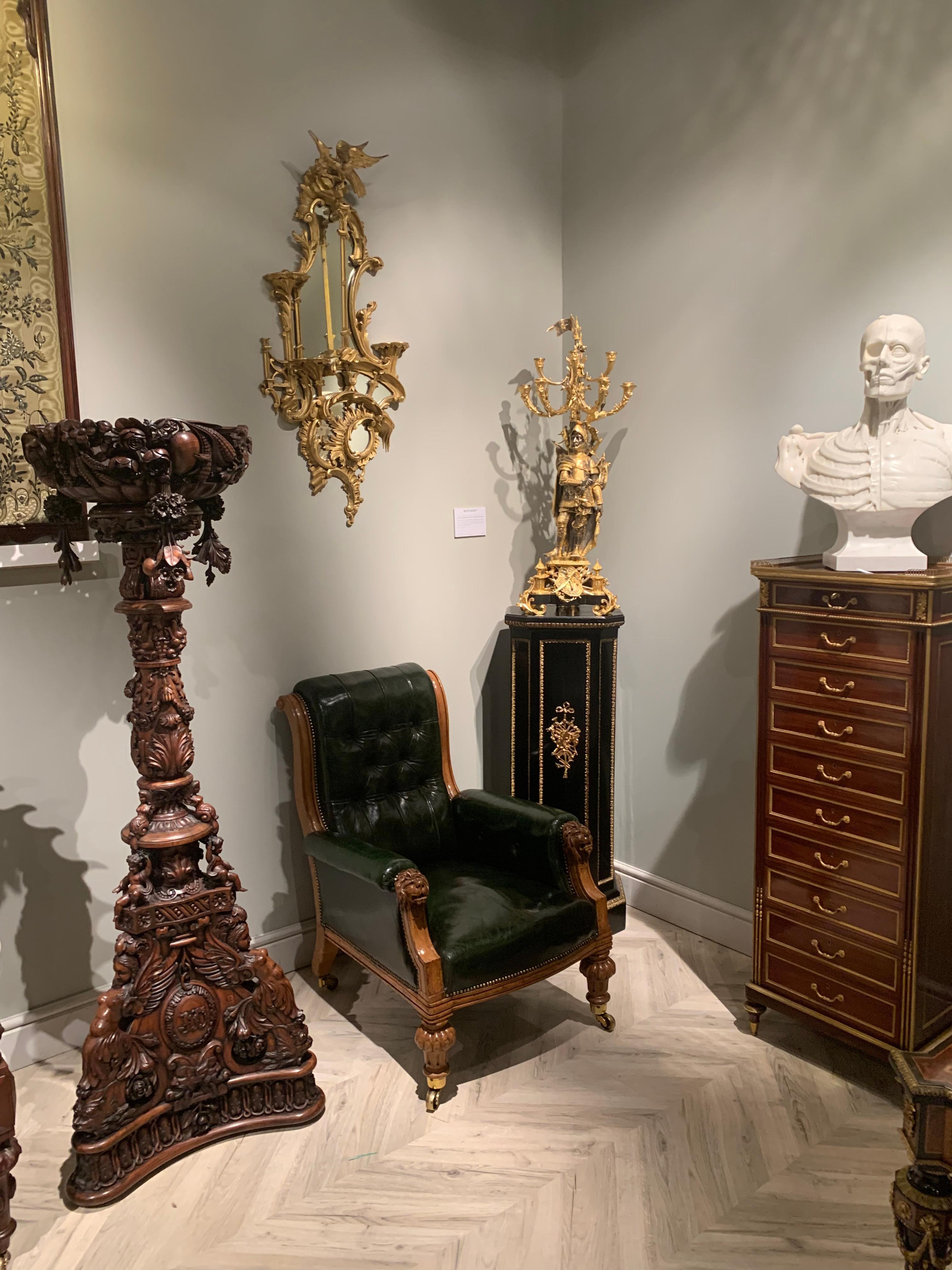 Pair of Green Leather St James's Club Library Armchairs of the late 19th Century For Sale 1