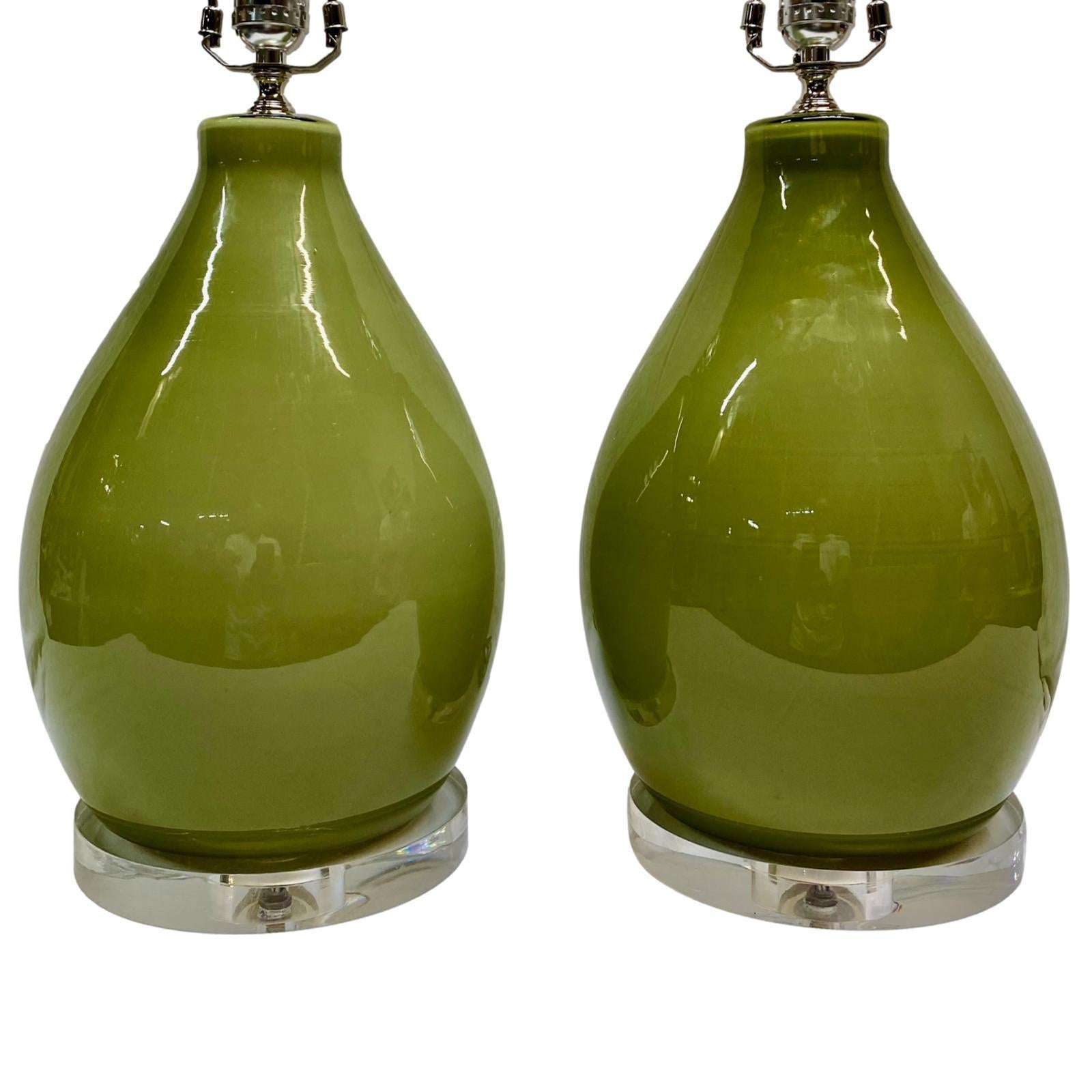 Italian Pair of Green Mid Century Porcelain Table Lamps