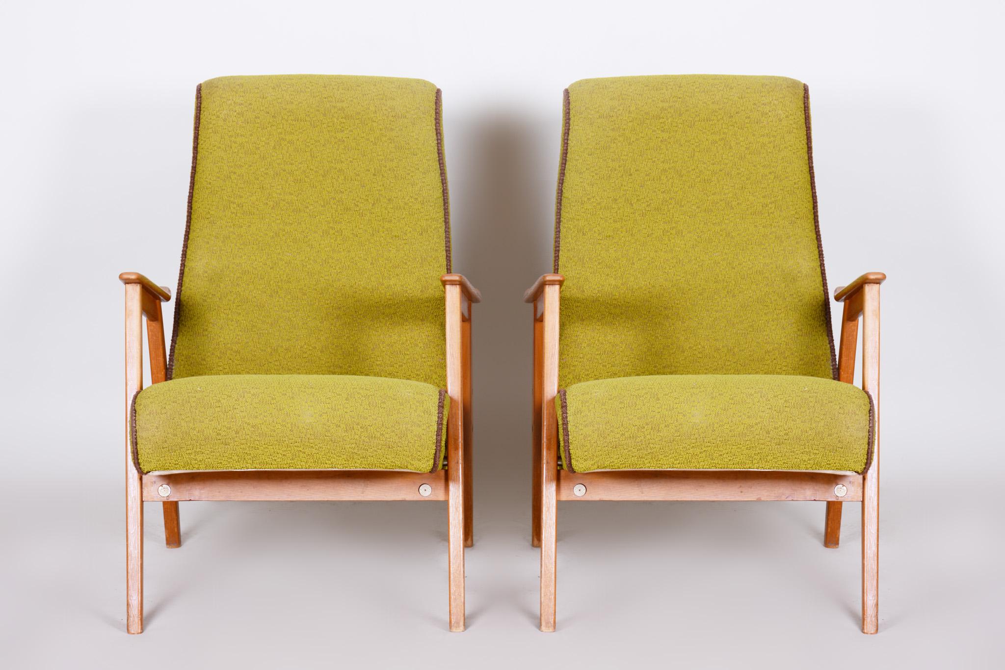 Pair of armchairs, midcentury Czechoslovakia
Completely restored by our team.
Period: 1960-1970
Maker: Jaroslav Šmídek.
  