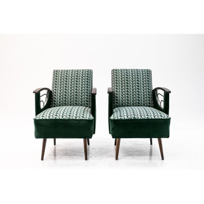 A set of two unique armchairs from the 1970s of the last century. Furniture made in Poland. The seats are renovated and the upholstery is replaced with a new one.
Year: circa 1970
Origin: Poland.