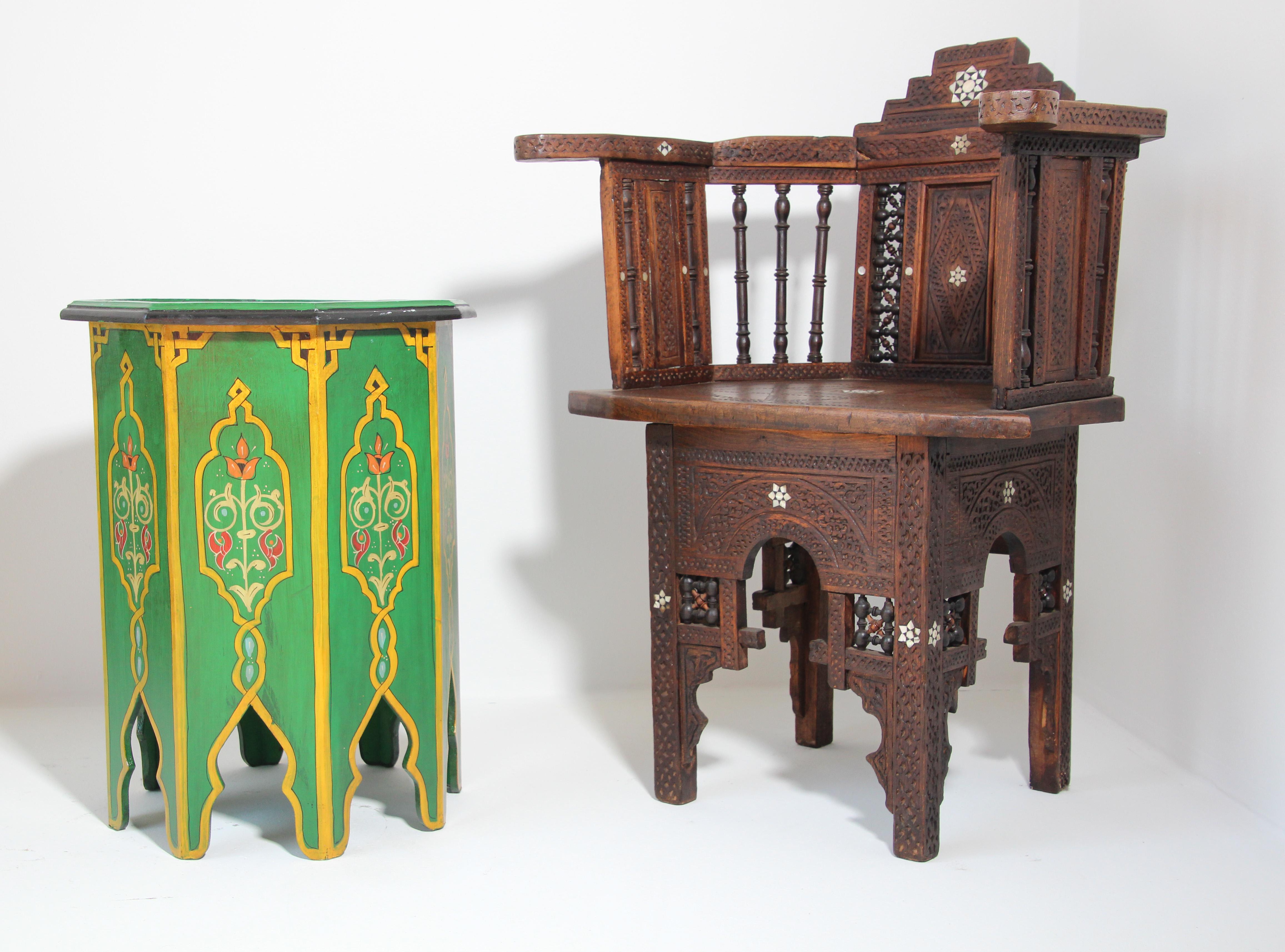 Pair of Green Moroccan Hand Painted Pedestal Tables 8