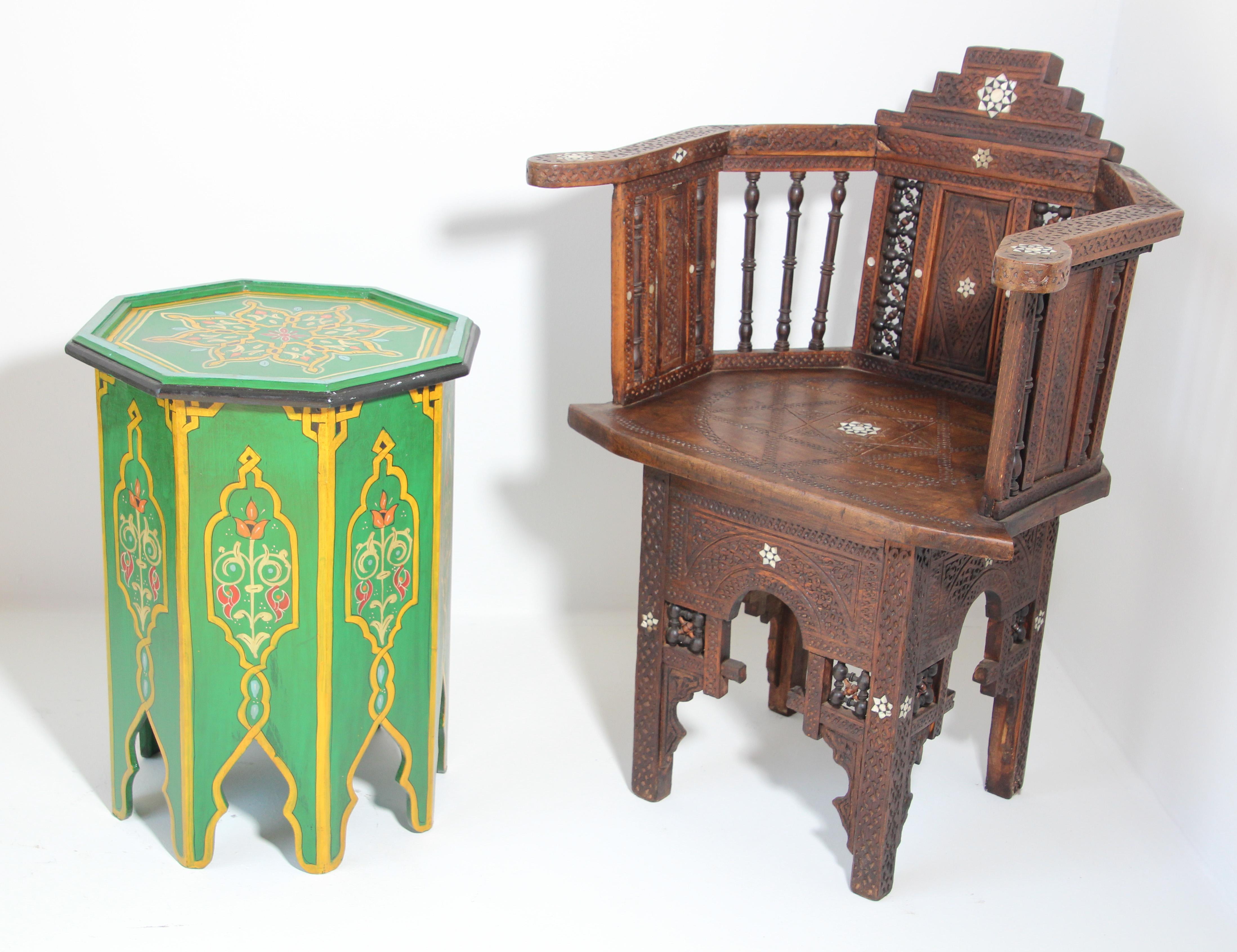 Pair of Green Moroccan Hand Painted Pedestal Tables 9
