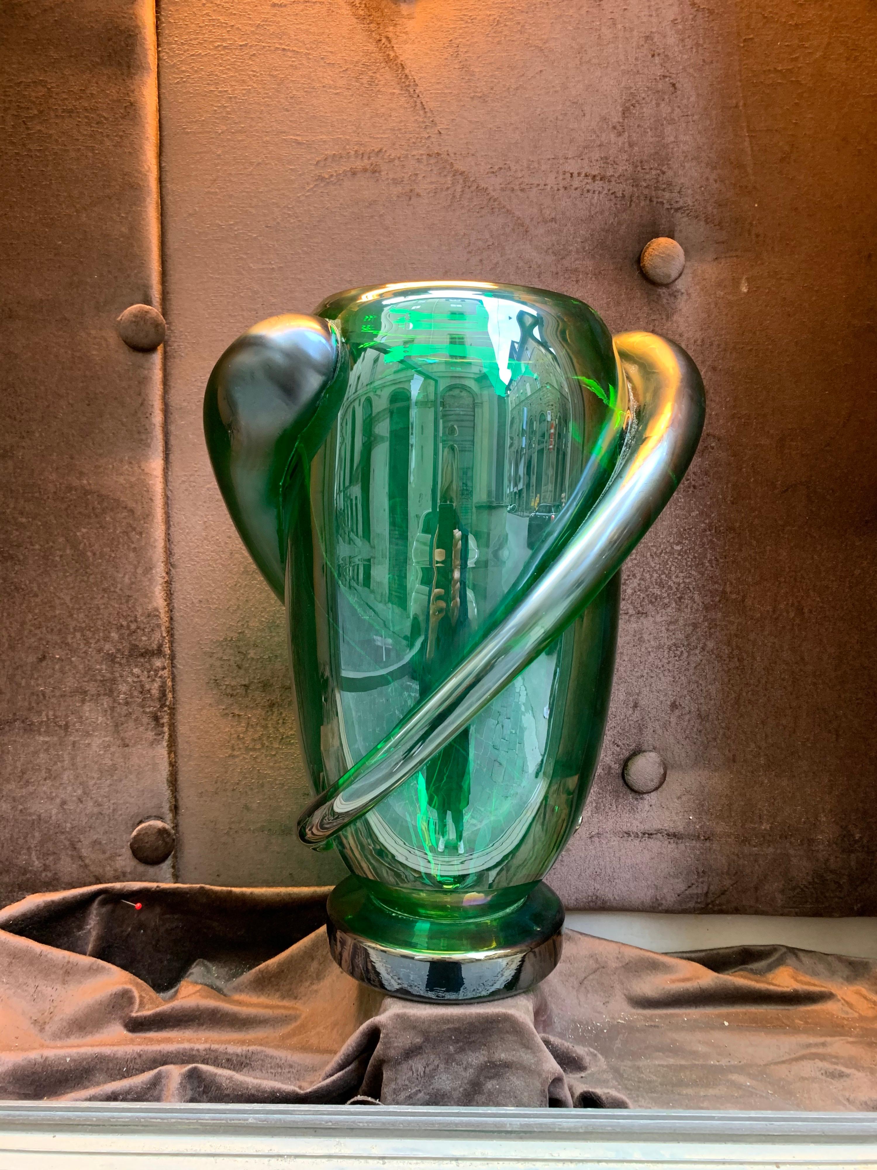 Modern Pair of Green Murano Glass Hand Blown Iridescent Vases by Costantini, 1980s For Sale