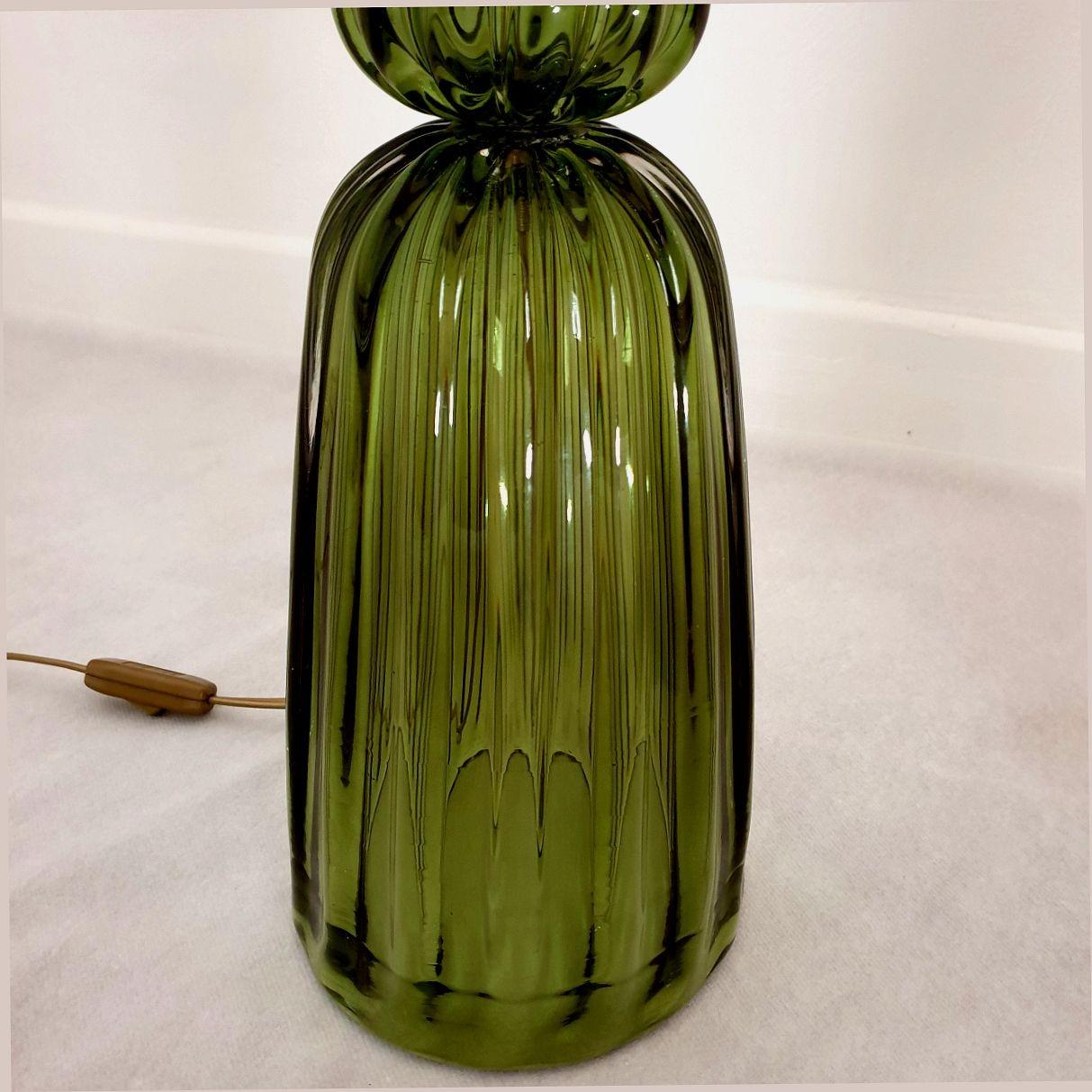 Paire de lampes vertes en verre de Murano en vente 1