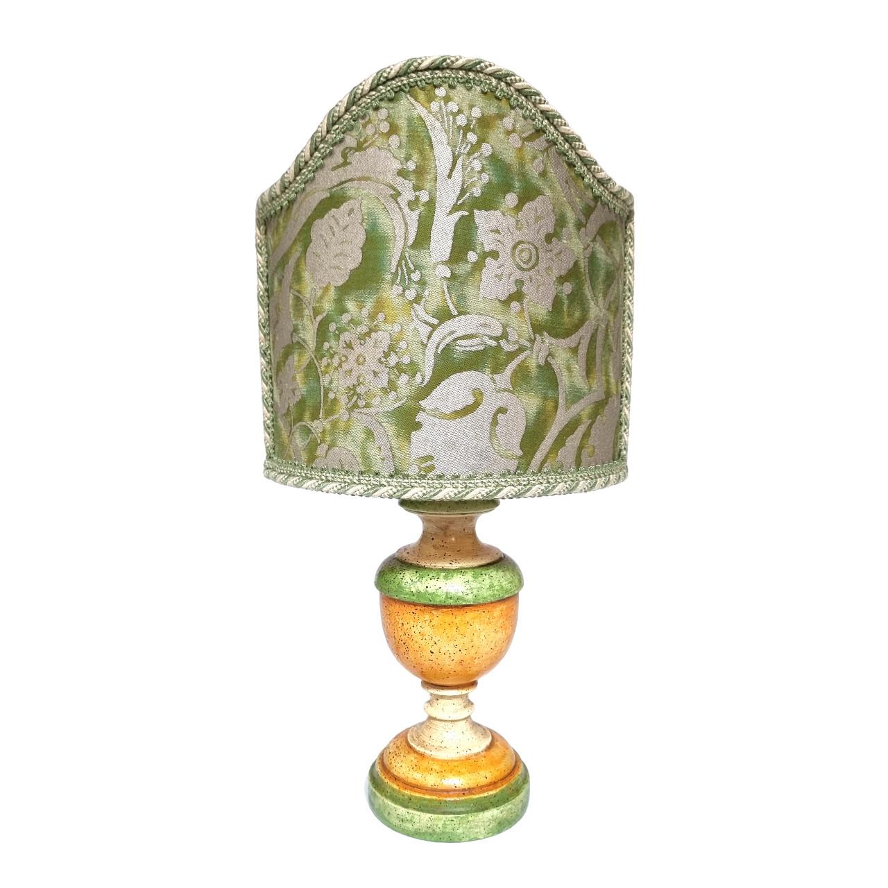 Neoclassical Pair of Green & Orange Lacquered Turned Wood Table Lamps with Fortuny Lampshades For Sale