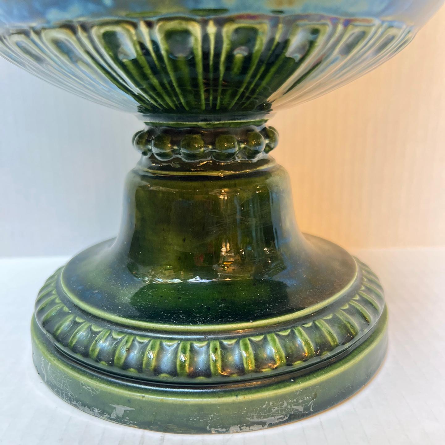 Pair of Green Porcelain Vases For Sale 1