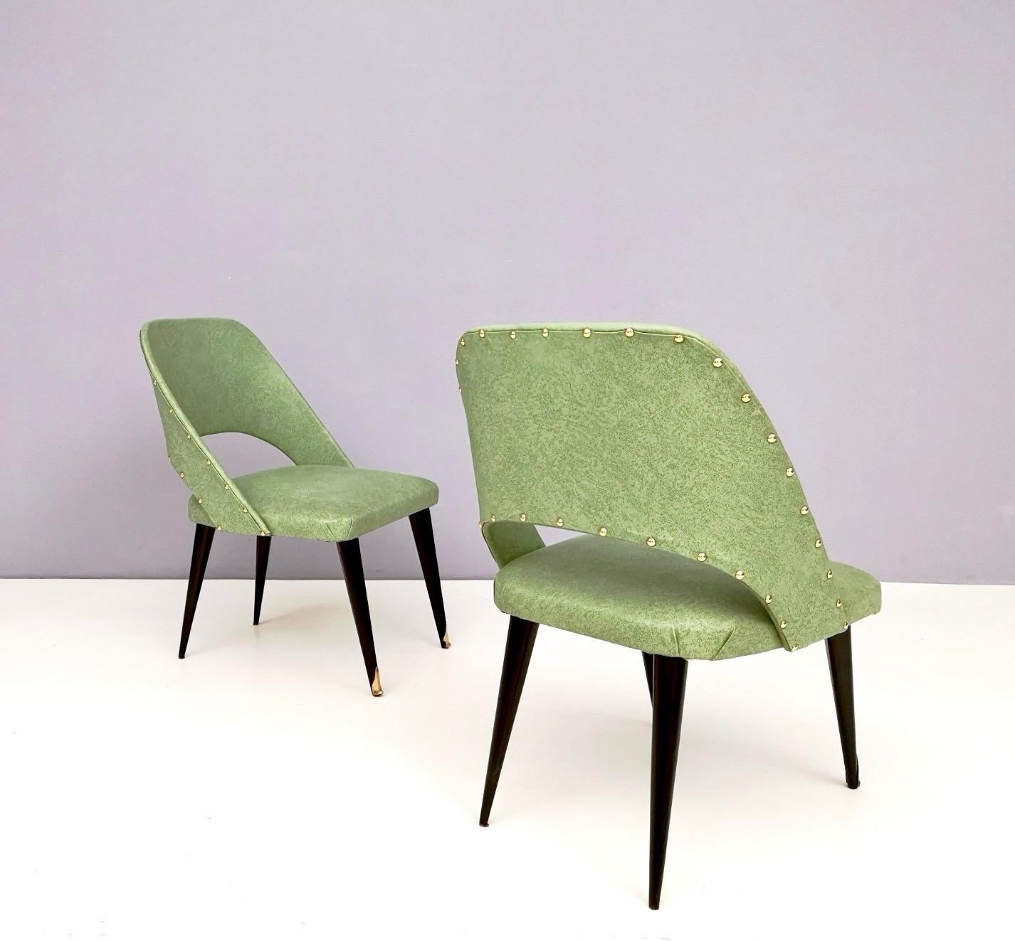 Mid-Century Modern Pair of Vintage Green Skai Side Chairs with Ebonized Wood Legs, Italy For Sale