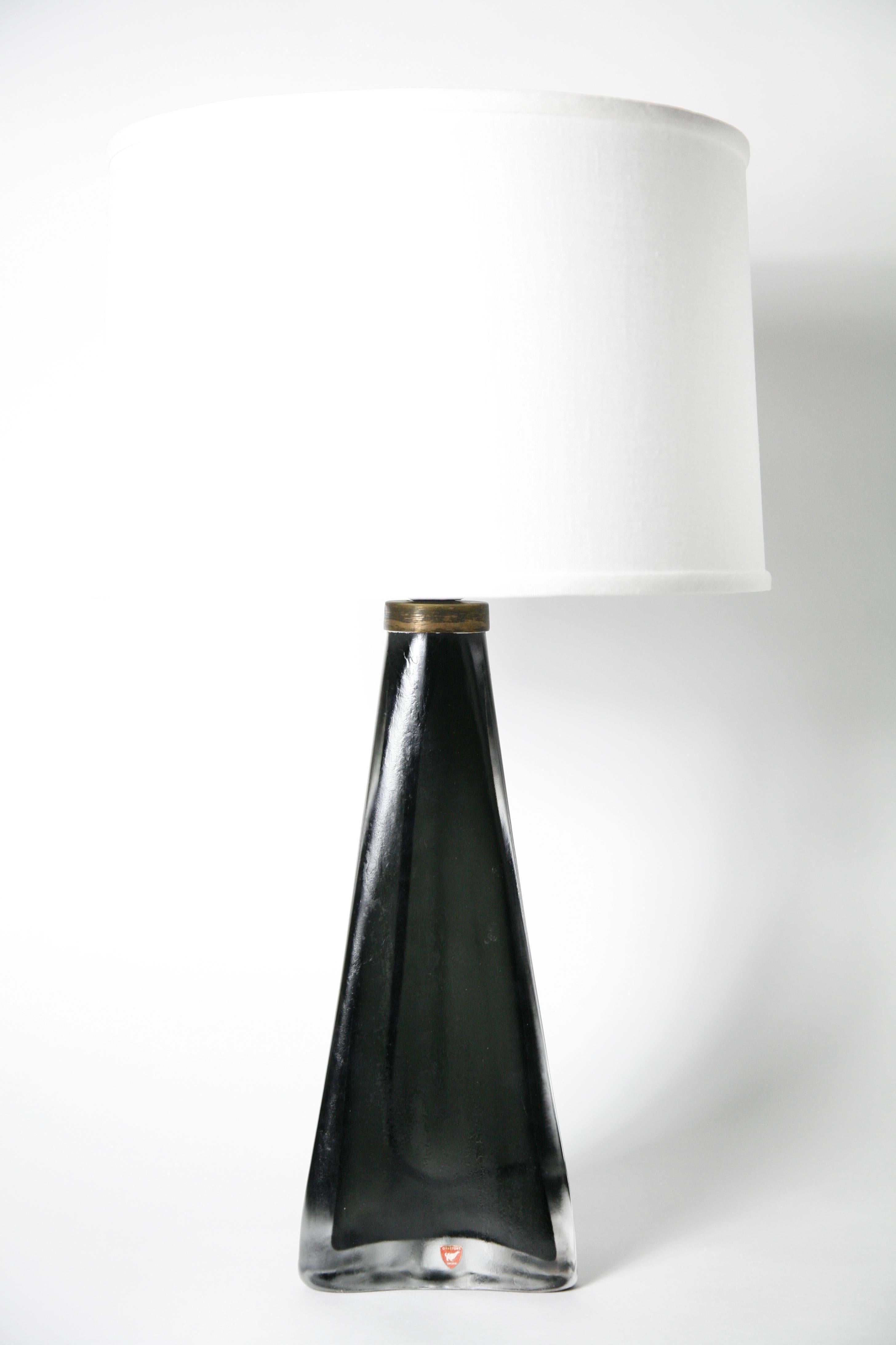 Pair of Green Triangular frosted Orrefors Lamp, Sweden, 1960 3