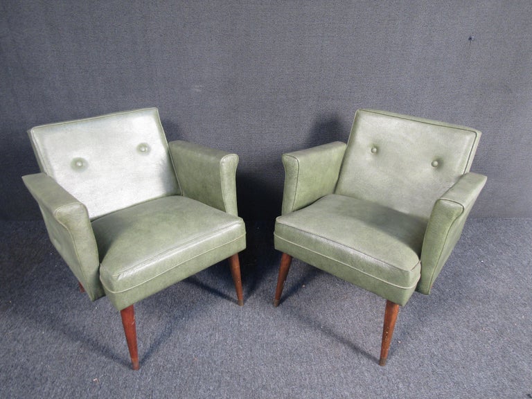 Pair of Green Tufted Chairs For Sale at 1stDibs