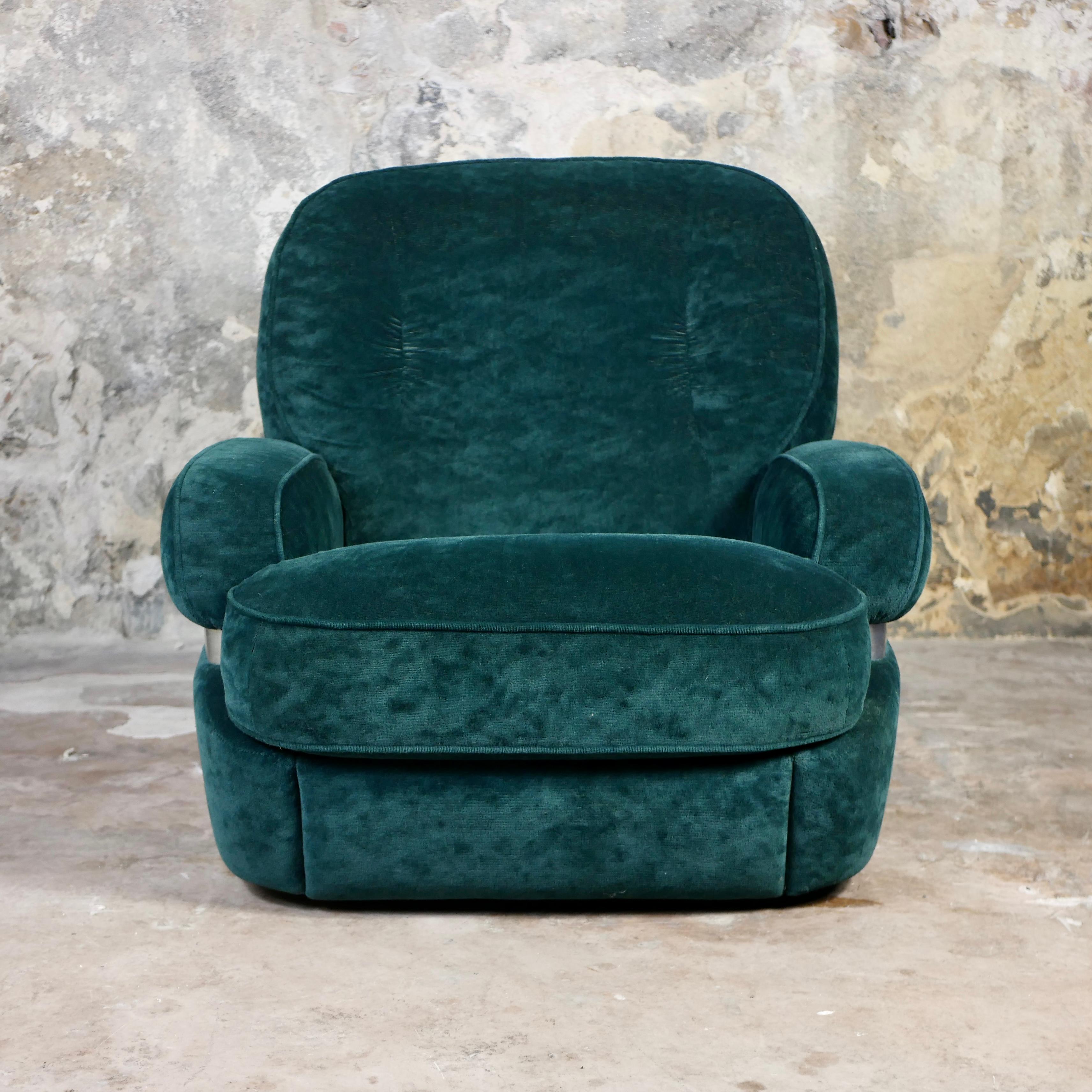 Fin du 20e siècle Paire de fauteuils en velours vert de Beka, fabriqués en France, 1970