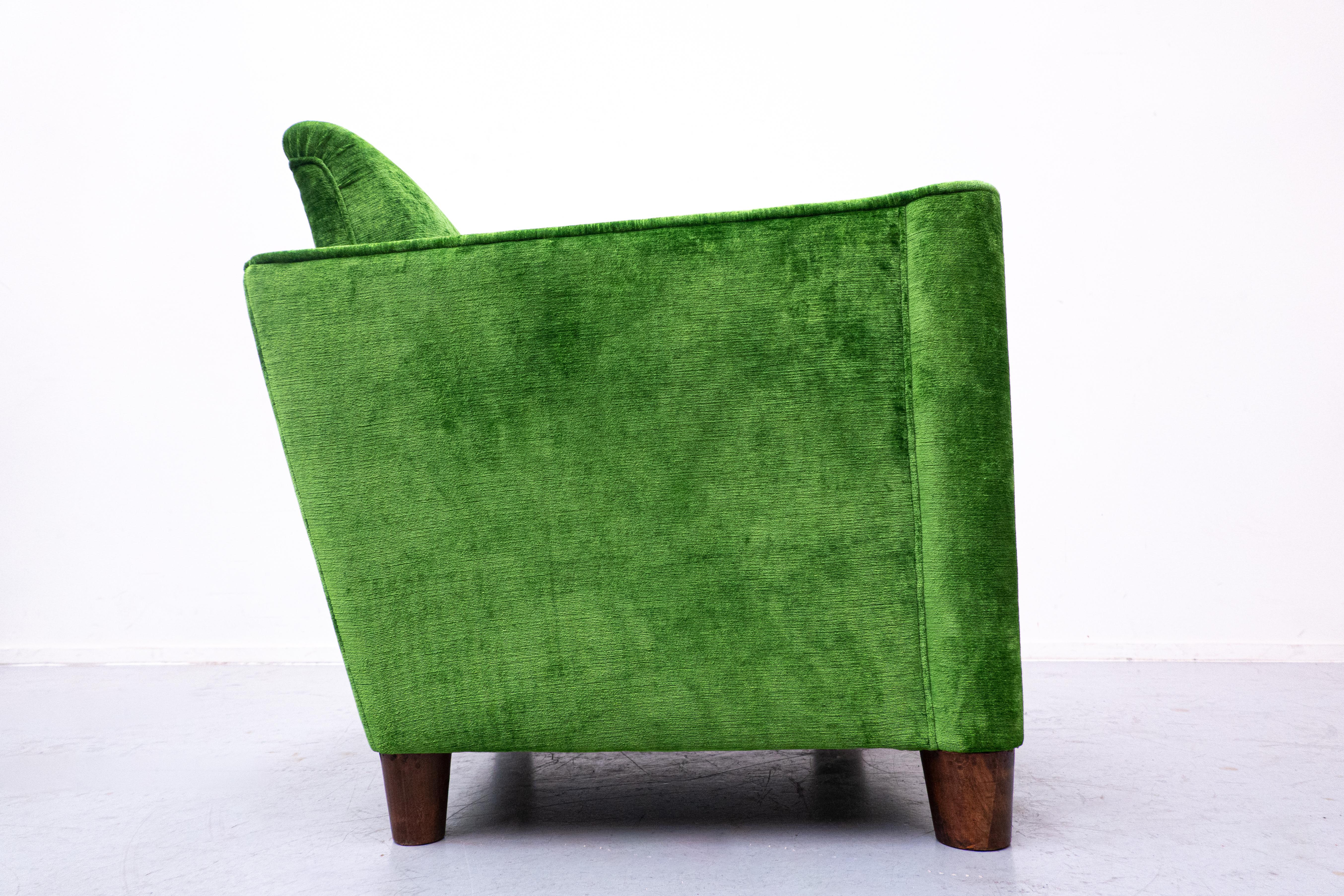 Pair of Green Velvet Club Armchairs, 1940s 1