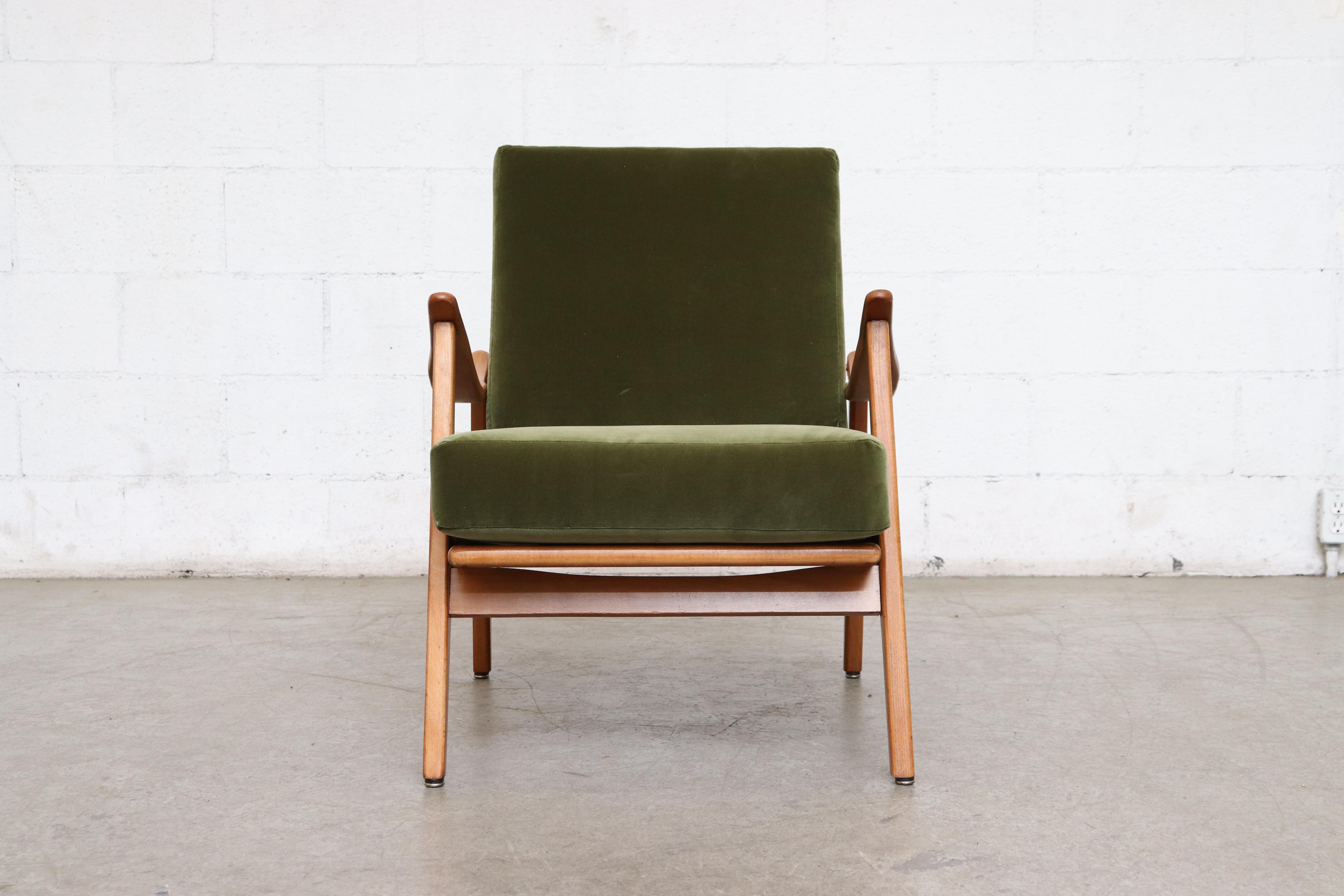 Mid-Century Modern Pair of Green Velvet Lounge Chairs 