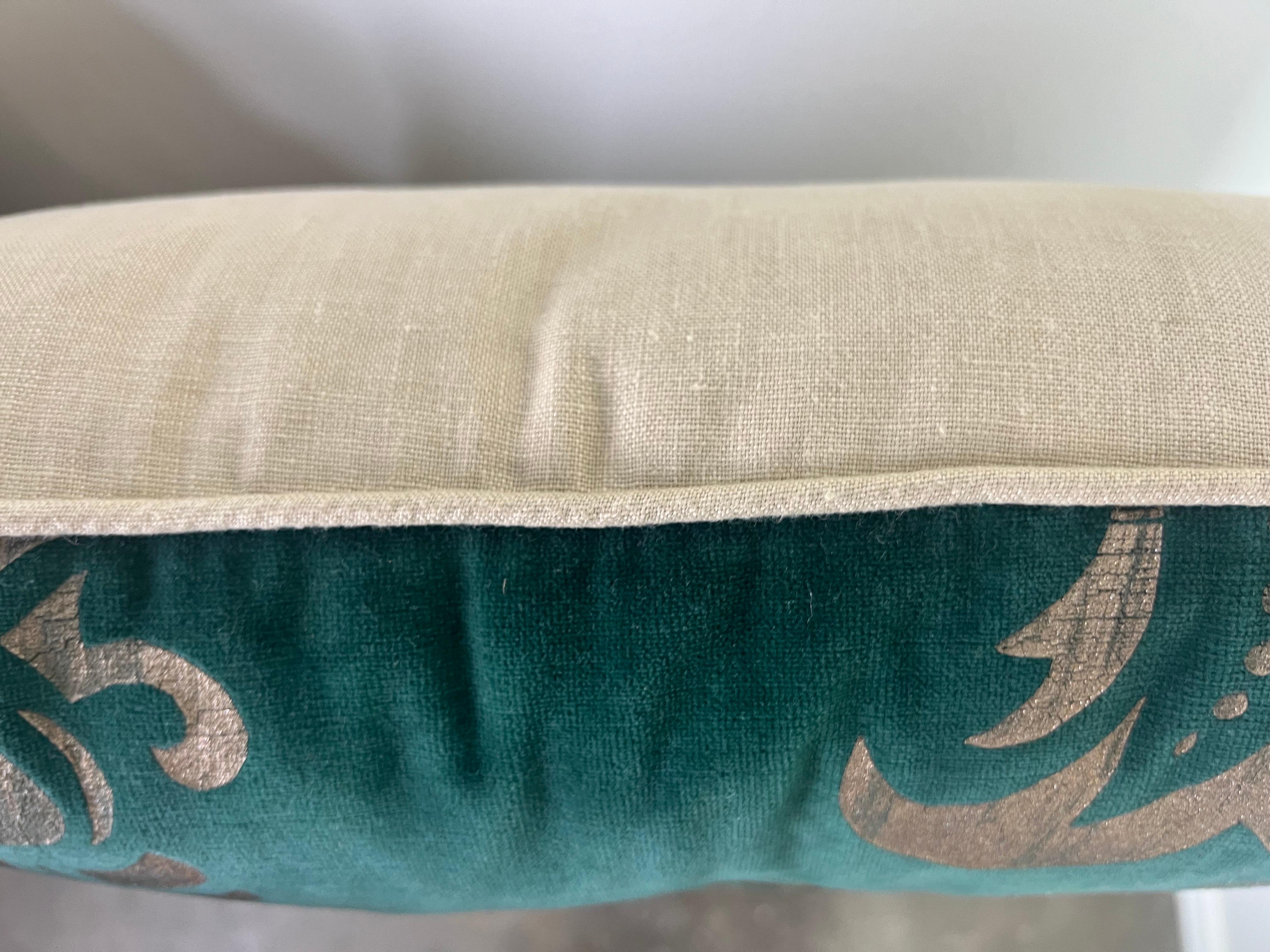Pair of Green Velvet NOMI Pillow w/ Gold Stenciling In Excellent Condition For Sale In Los Angeles, CA