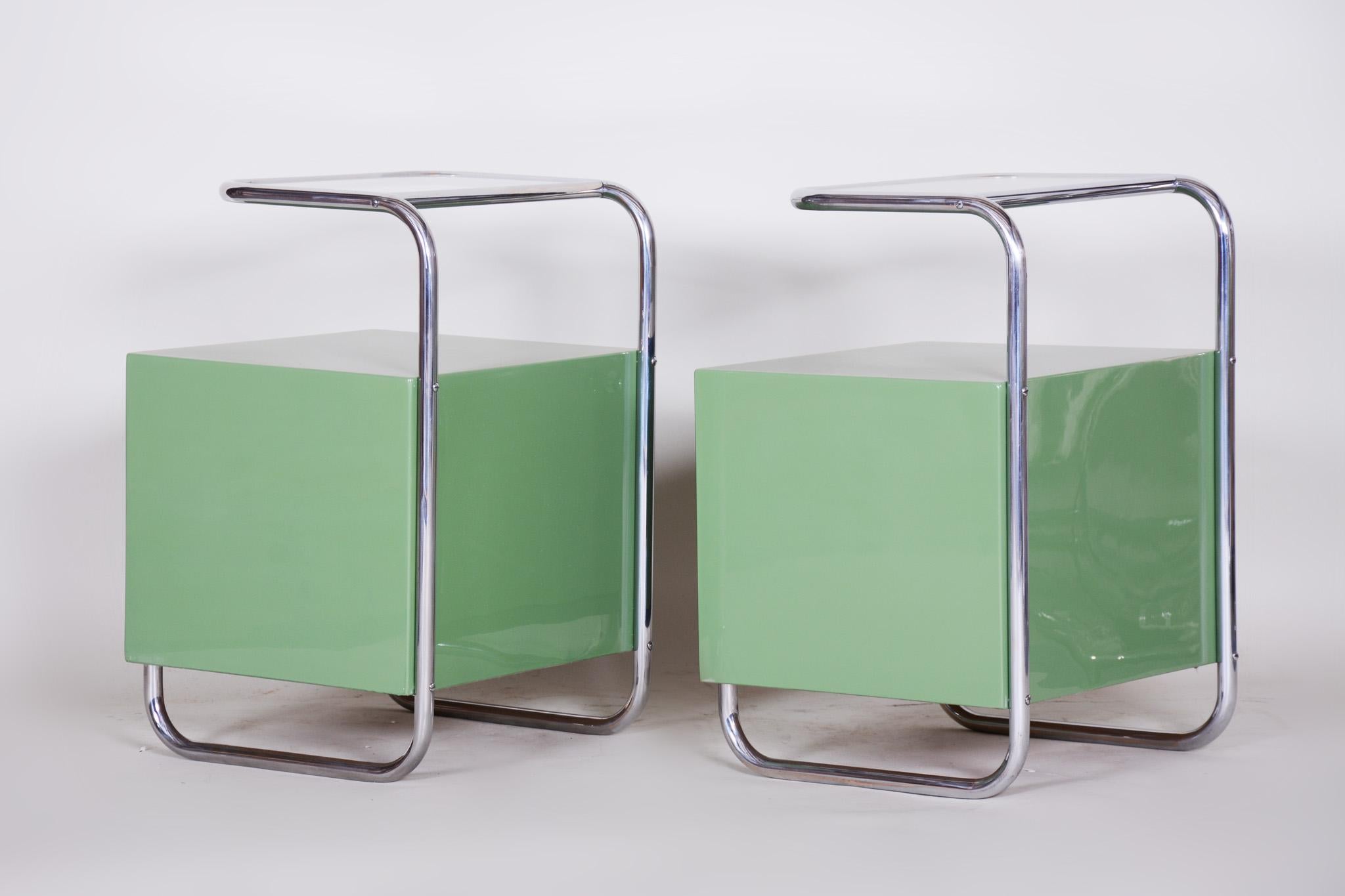 Pair of Green Vintage Bauhaus Bed Side Tables, Vichr, 1930s Glass Removable Desk 3