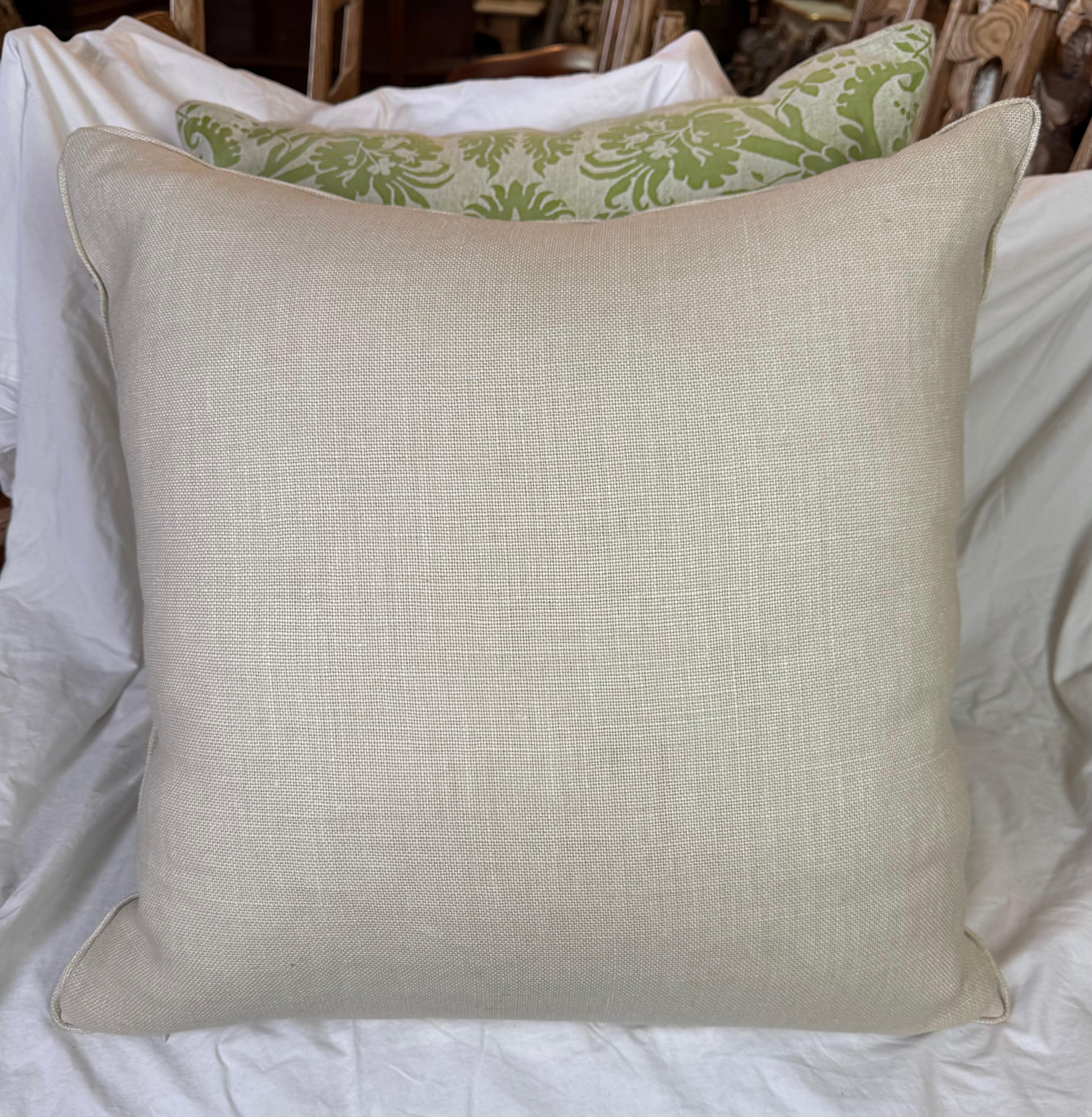 Contemporary Pair of Green & White Fortuny Pillows