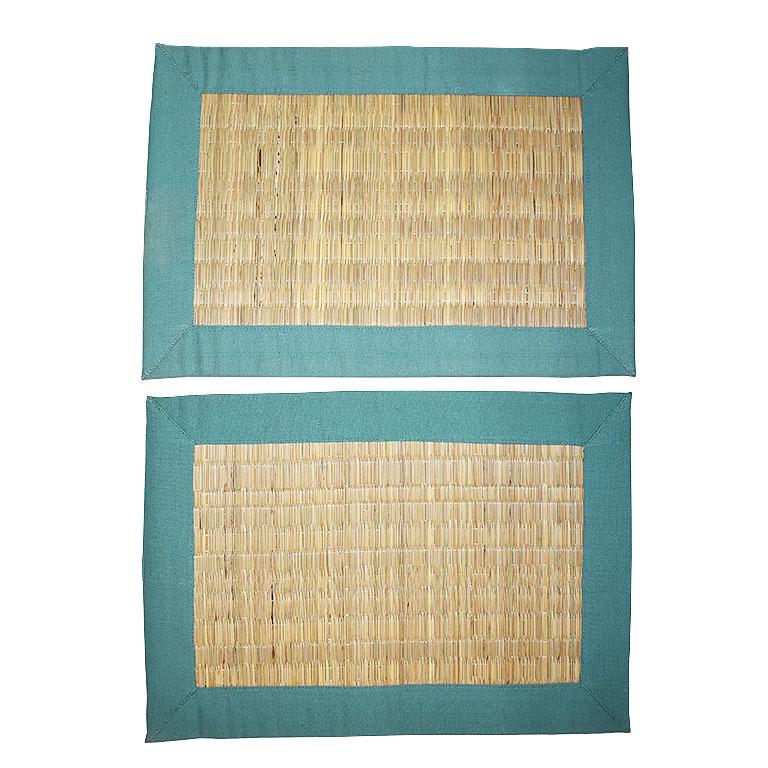 Green framed fabric placemats with a natural woven fiber in the middle. Set of four.

Dimensions:
19