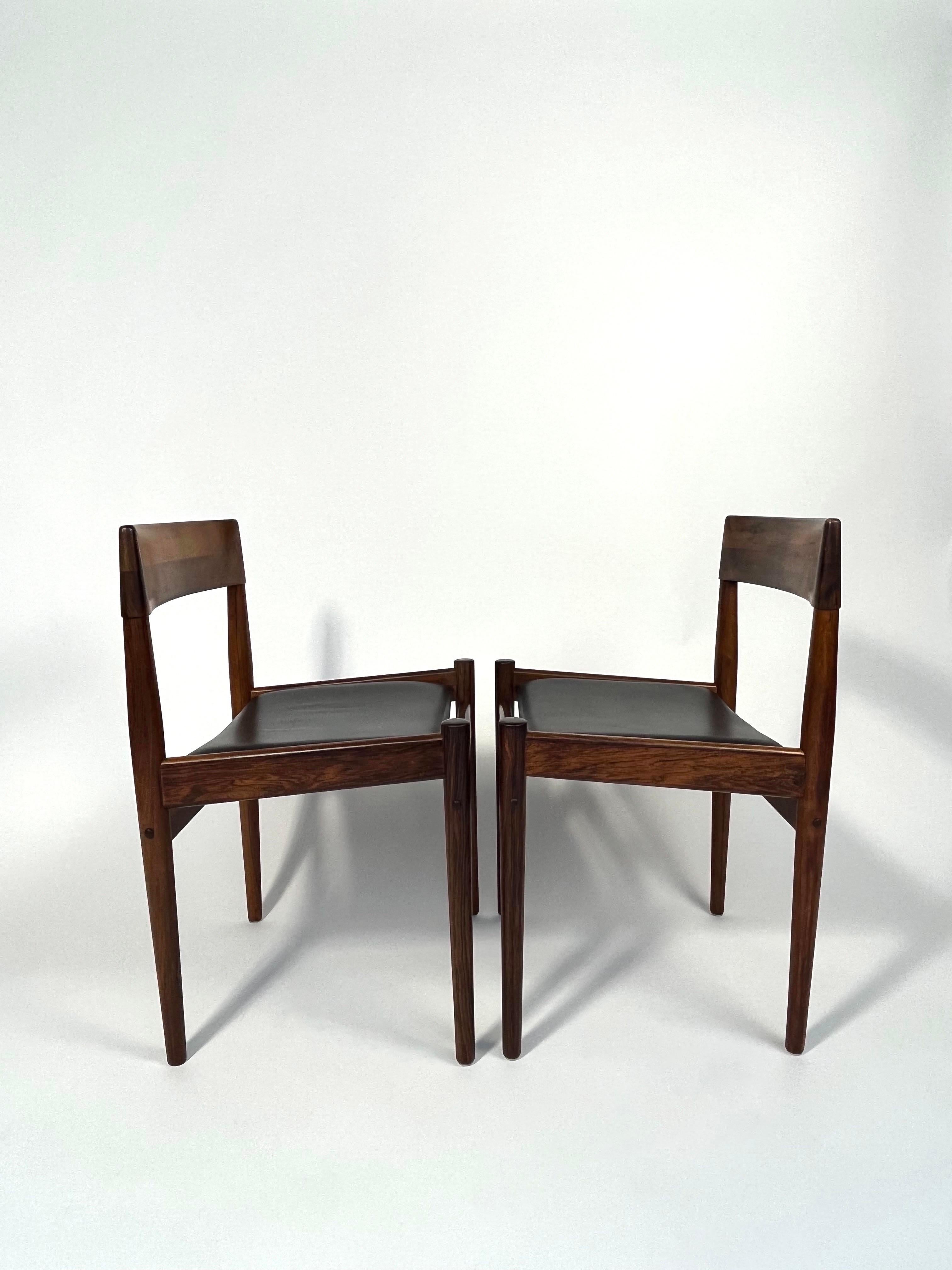 Mid-Century Modern Paire de chaises de salle à manger Grete Jalk en bois de rose P Jeppesen Danemark années 1960 en vente