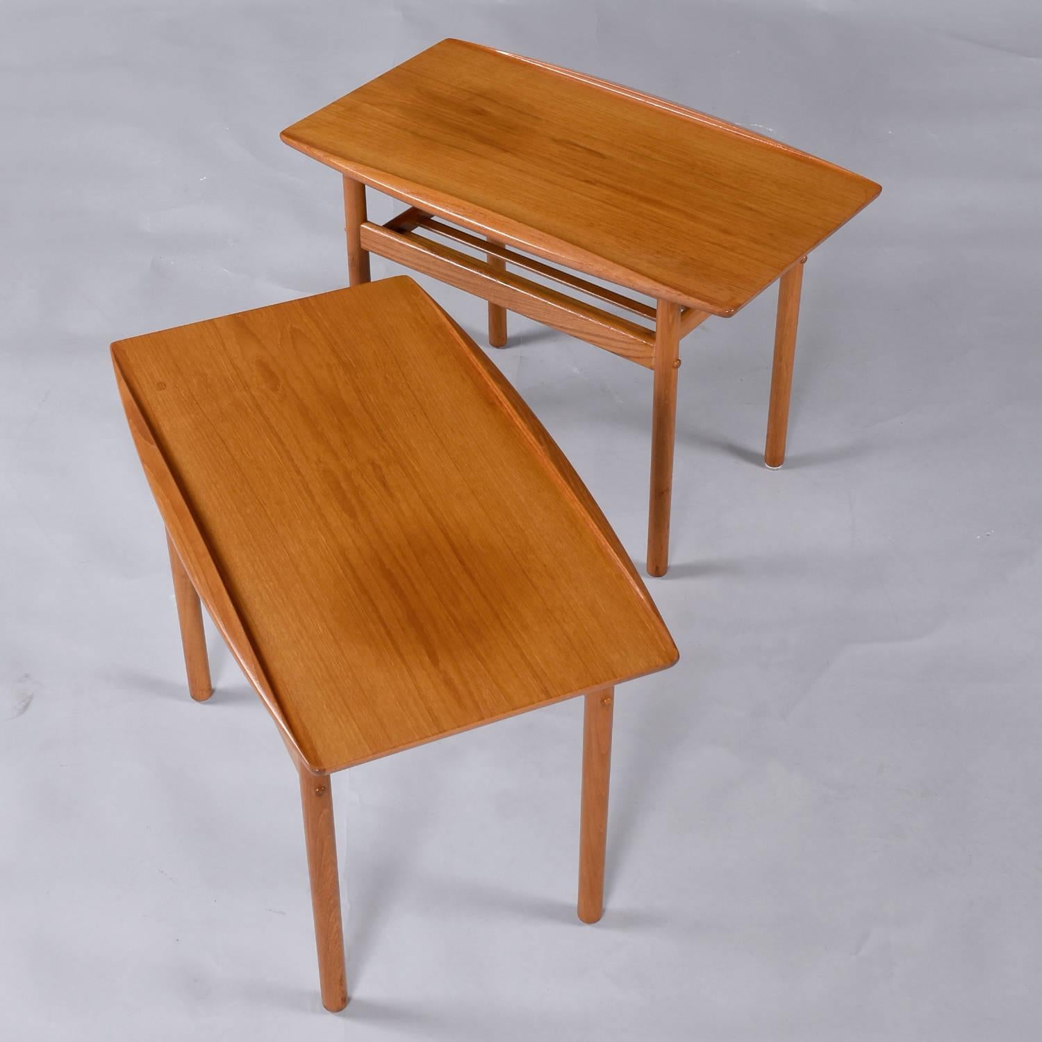 Paar Grete Jalk für Poul Jeppesen Møbelfabrik Dänische Beistelltische aus Teakholz (Skandinavische Moderne) im Angebot