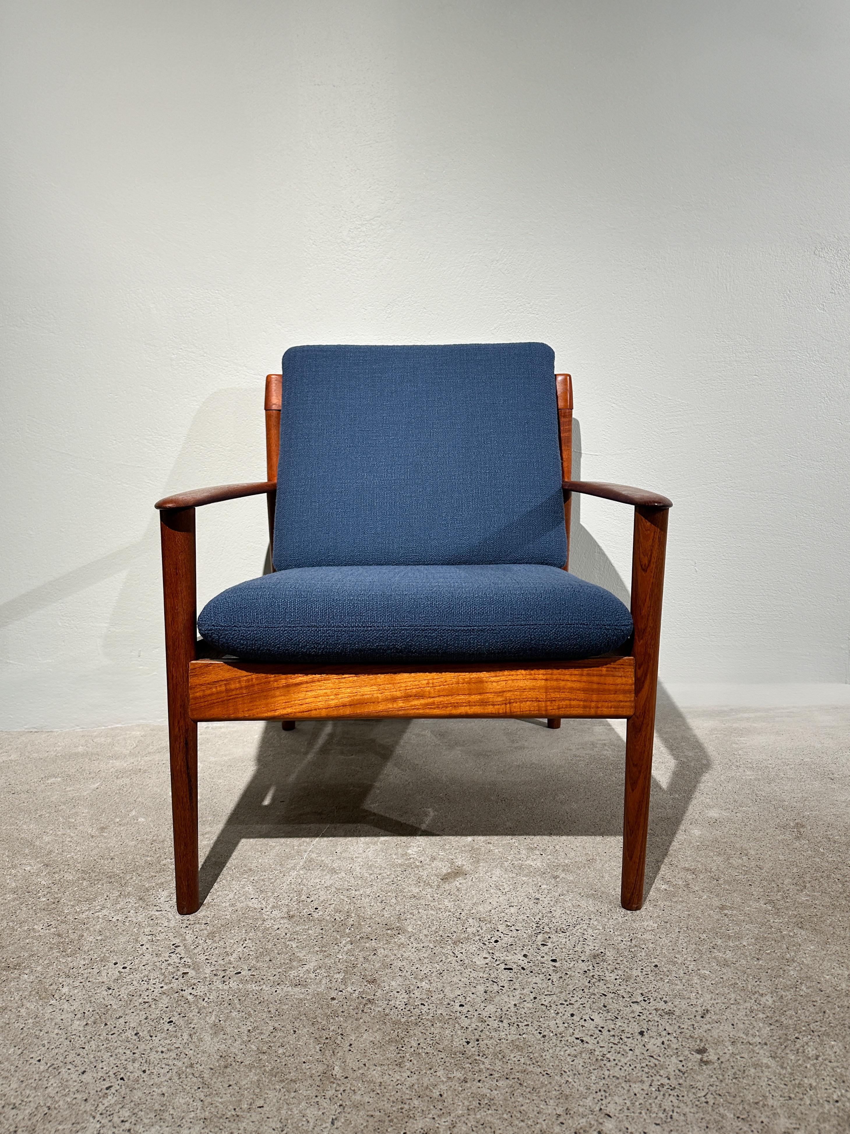 Scandinave moderne Paire de chaises longues Grete Jalk Teck P Jeppesen Danemark Dedar 1960s en vente