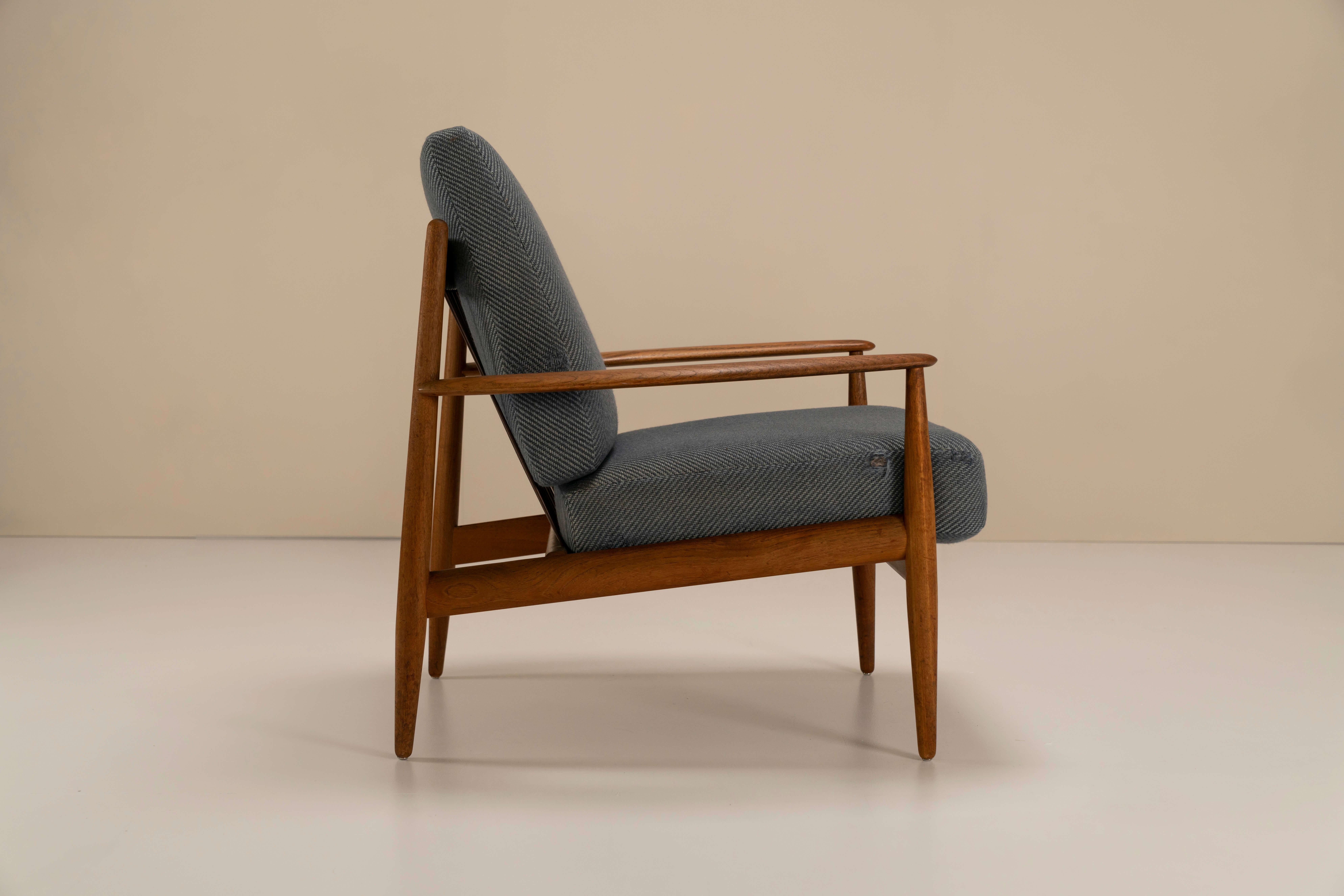 Pair of Grete Jalk Model 118 armchairs in Teak for France & Daverkosen, 1950s For Sale 4
