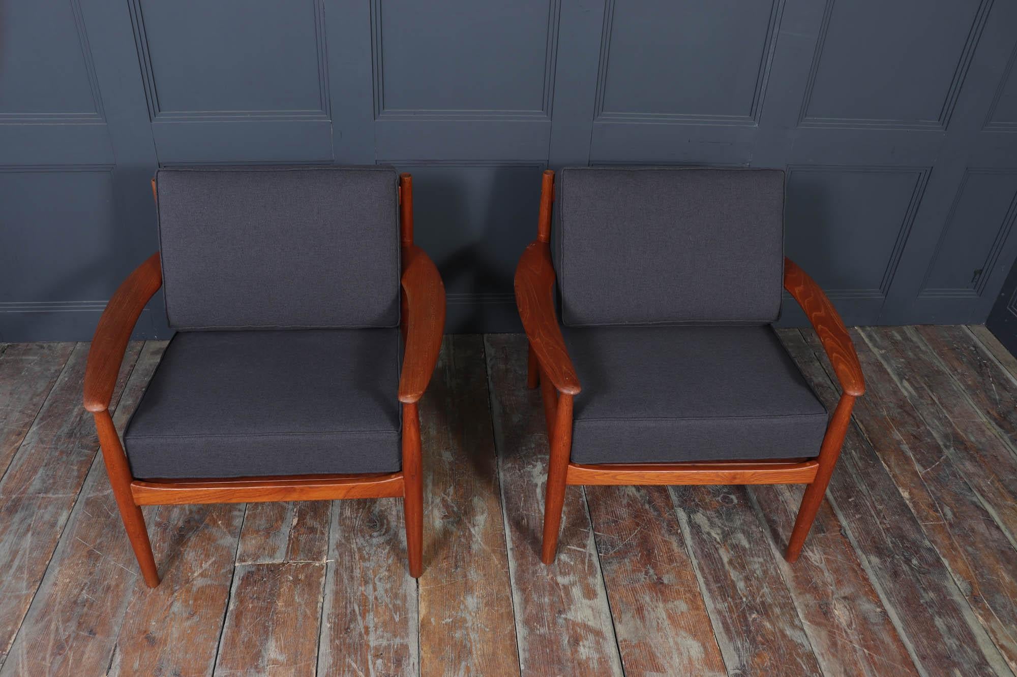 Milieu du XXe siècle Paire de chaises longues en teck Grete Jalk pour France & Søn en vente