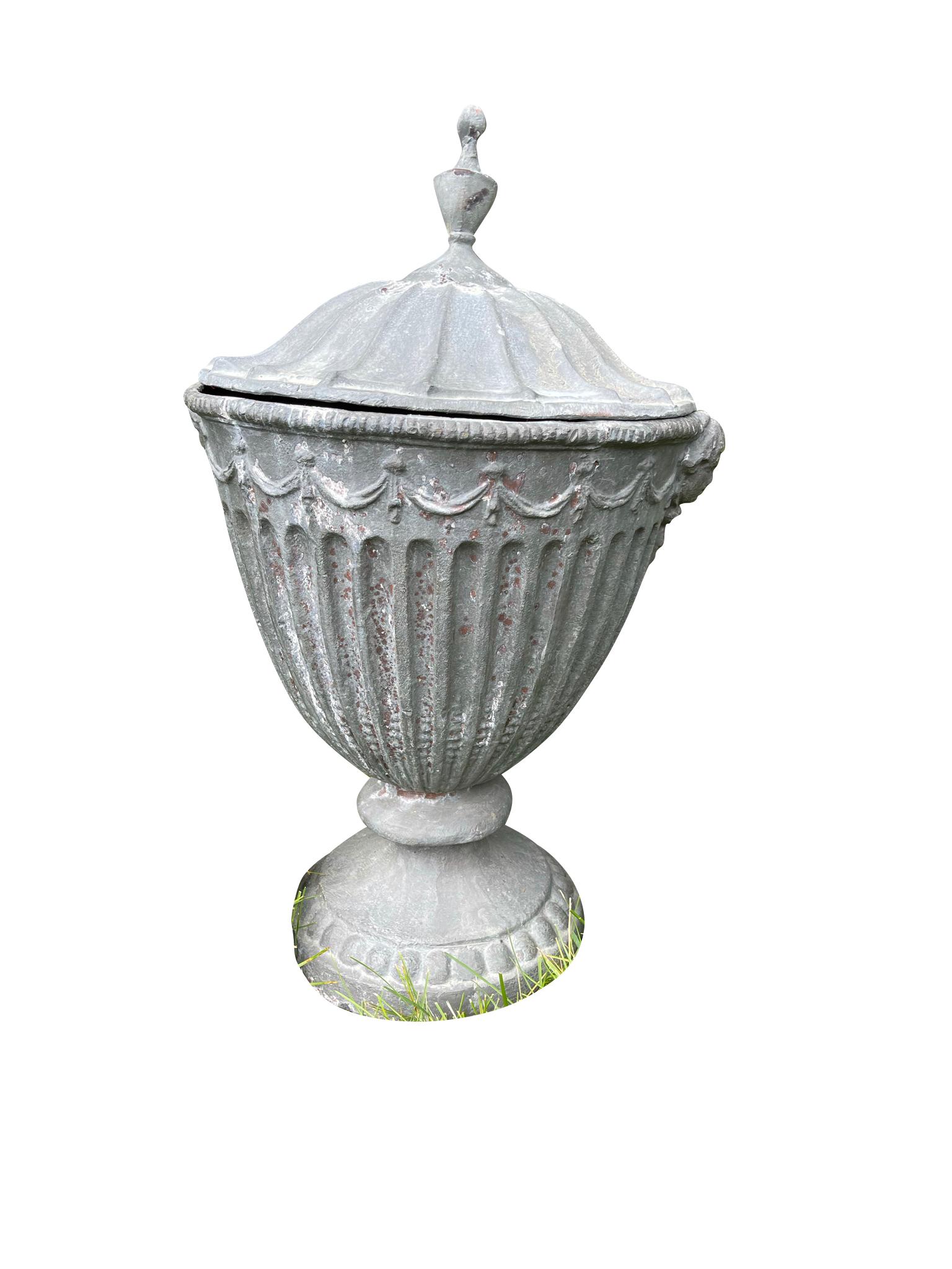19th Century English Classical Pair of Lead Garden Urns with Covers Grey  In Good Condition For Sale In Essex, MA