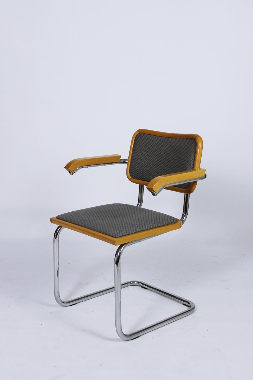 Pair of Grey Cesca Cantilever Armchairs by Marcel Breuer 1990s Made in Italy For Sale 3