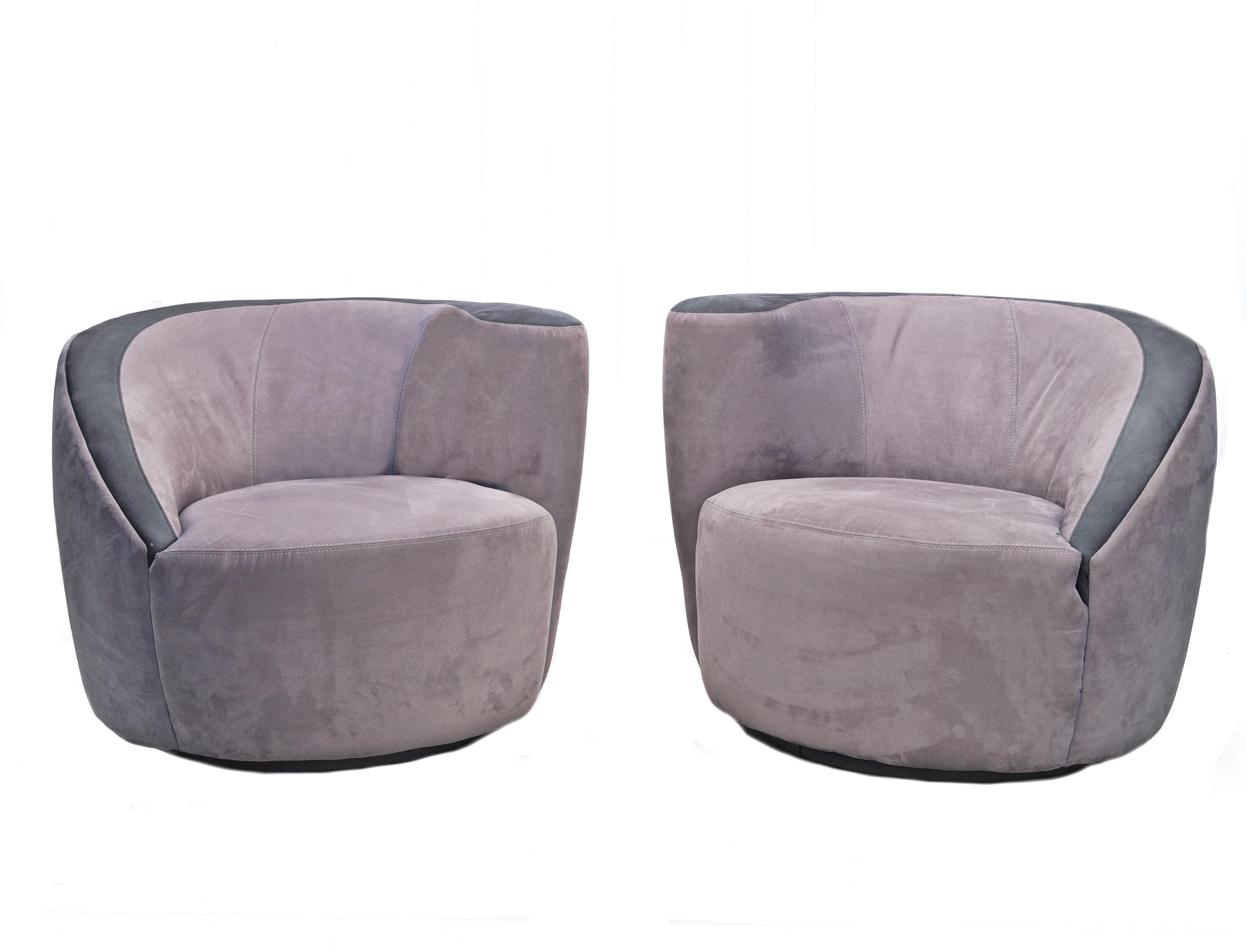 Paire de fauteuils club pivotants gris.

Si vous vous trouvez dans la zone métropolitaine du New Jersey et de New York, veuillez nous contacter en indiquant votre code postal de livraison, car il se peut que nous puissions vous livrer à domicile