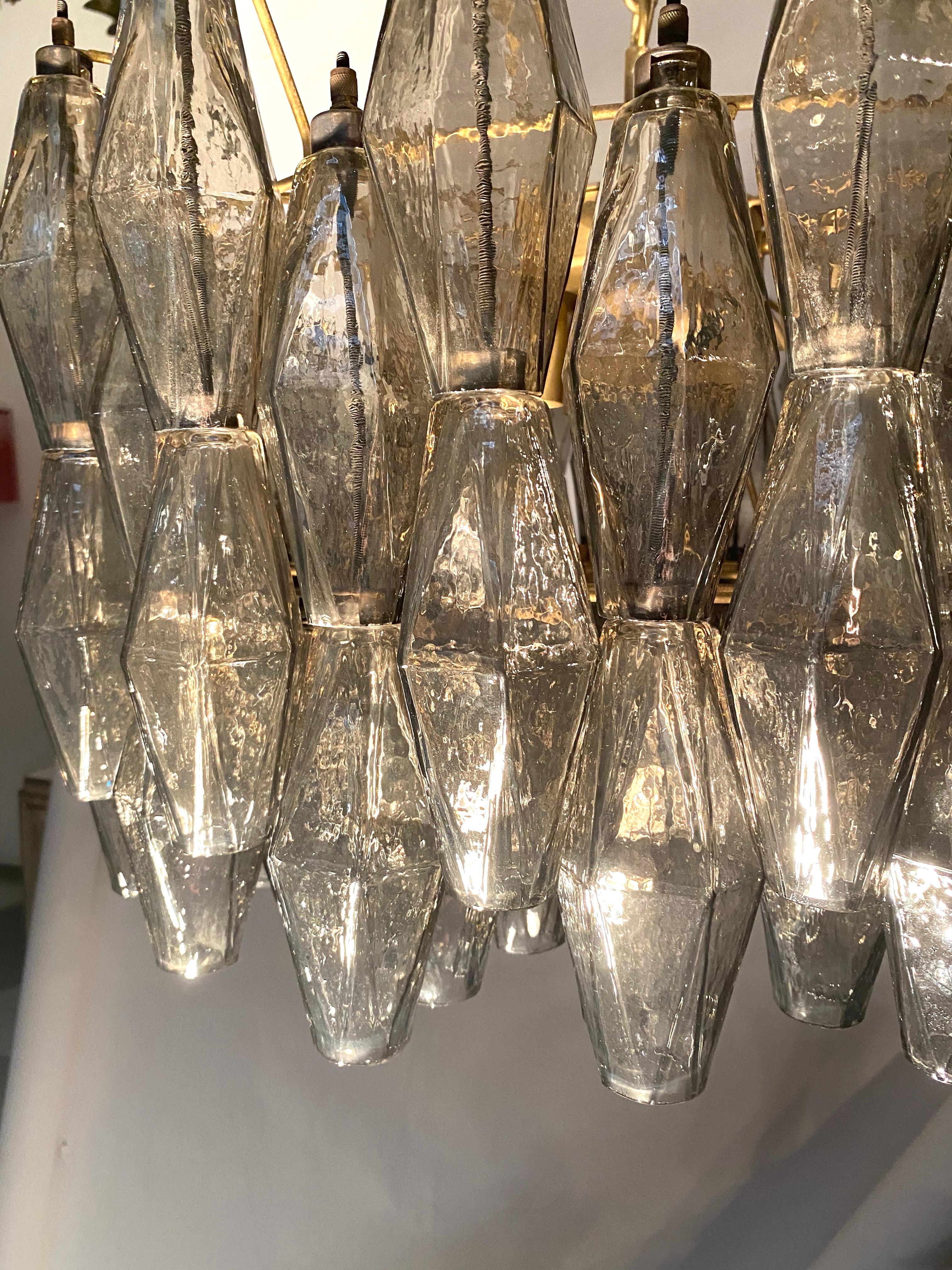 Pair of Grey Poliedri Murano Glass Chandeliers in Carlo Scarpa Style In Excellent Condition For Sale In Rome, IT