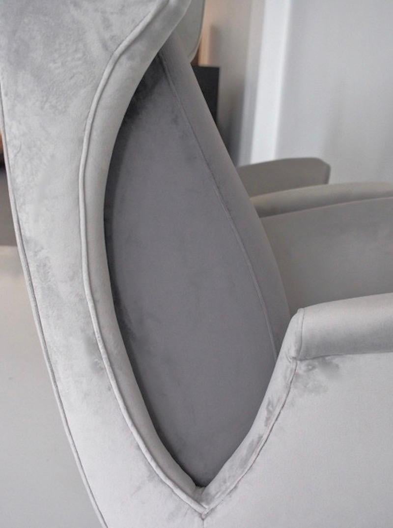 Pair of Grey Velvet Armchairs in the Style of Gio Ponti 2