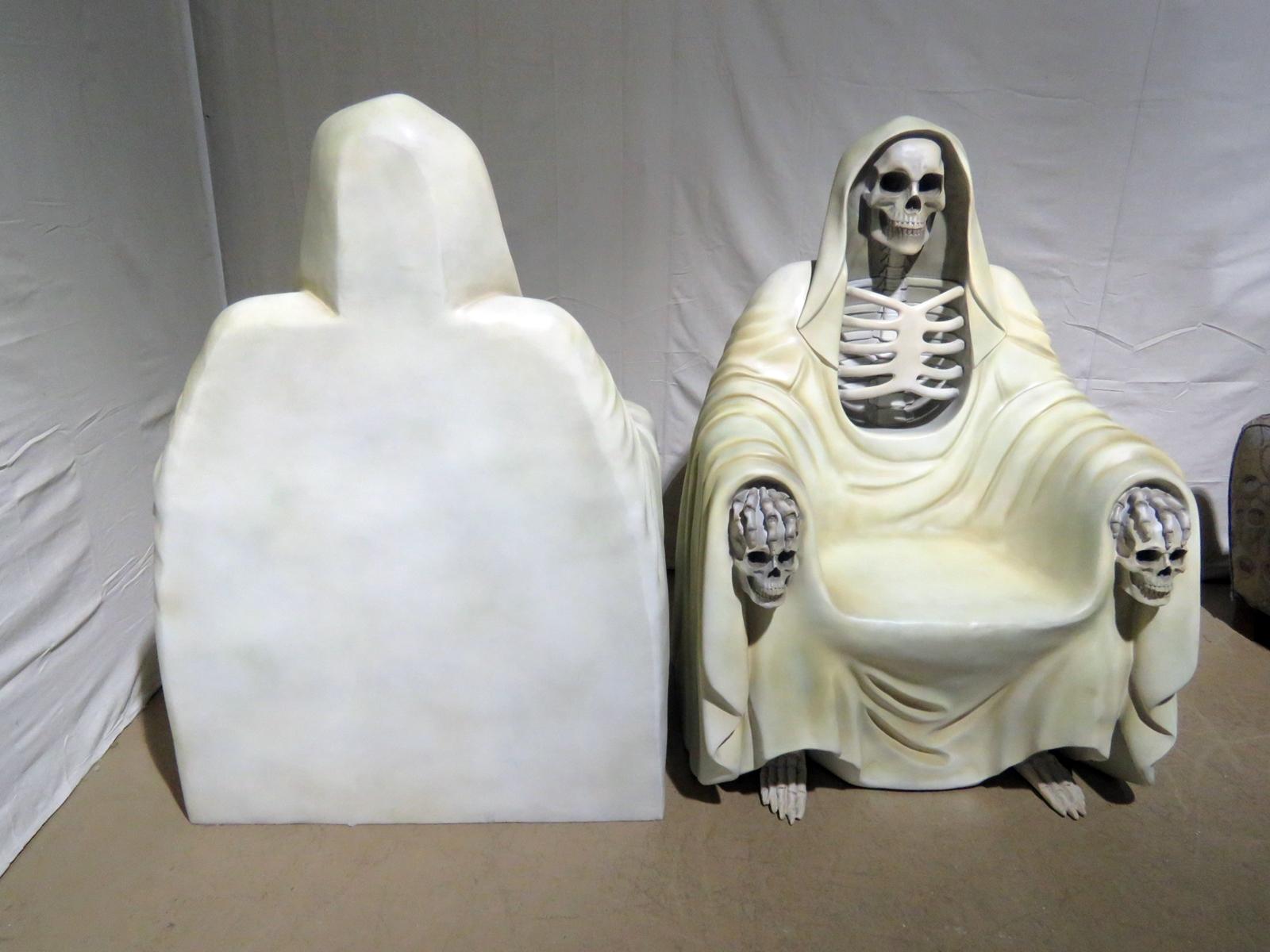 Pair of Clothed Skeleton Grim Reaper Throne Style Club Chairs  In Good Condition In Swedesboro, NJ