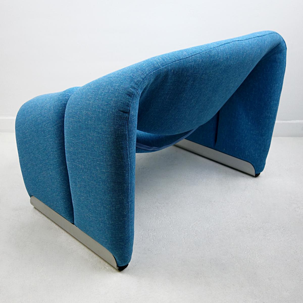 Late 20th Century Pair of Groovy Chairs Blue Fabric and Grey Feet by Pierre Paulin for Artifort