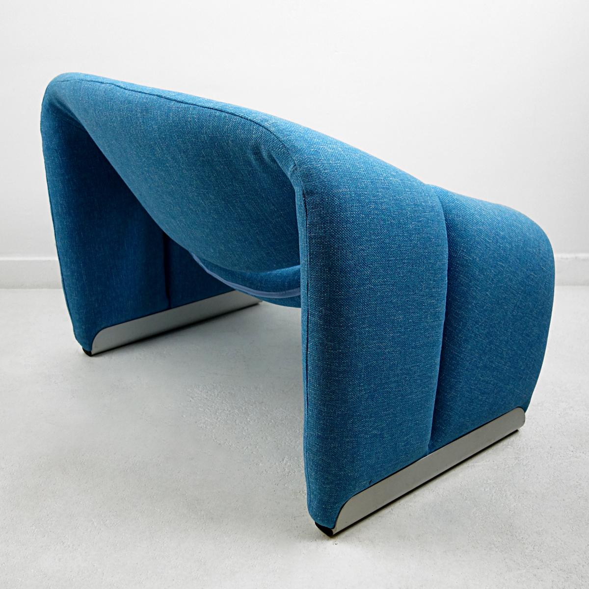 Pair of Groovy Chairs Blue Fabric and Grey Feet by Pierre Paulin for Artifort 2