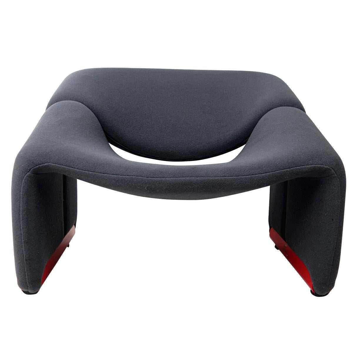 The Groovy chair, or F598, was designed in 1973 by France’s top designer Pierre Paulin for Holland’s most Avant Garde furniture maker Artifort. Their compactness combined with great comfort and of course iconic looks made this chair one of the stars