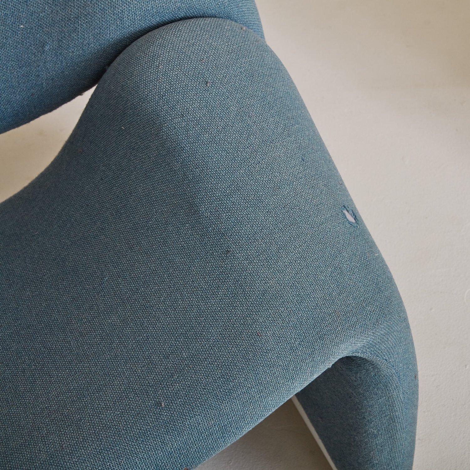 Upholstery Pair of Groovy Lounge Chairs by Pierre Paulin for Artifort, France, 1960s