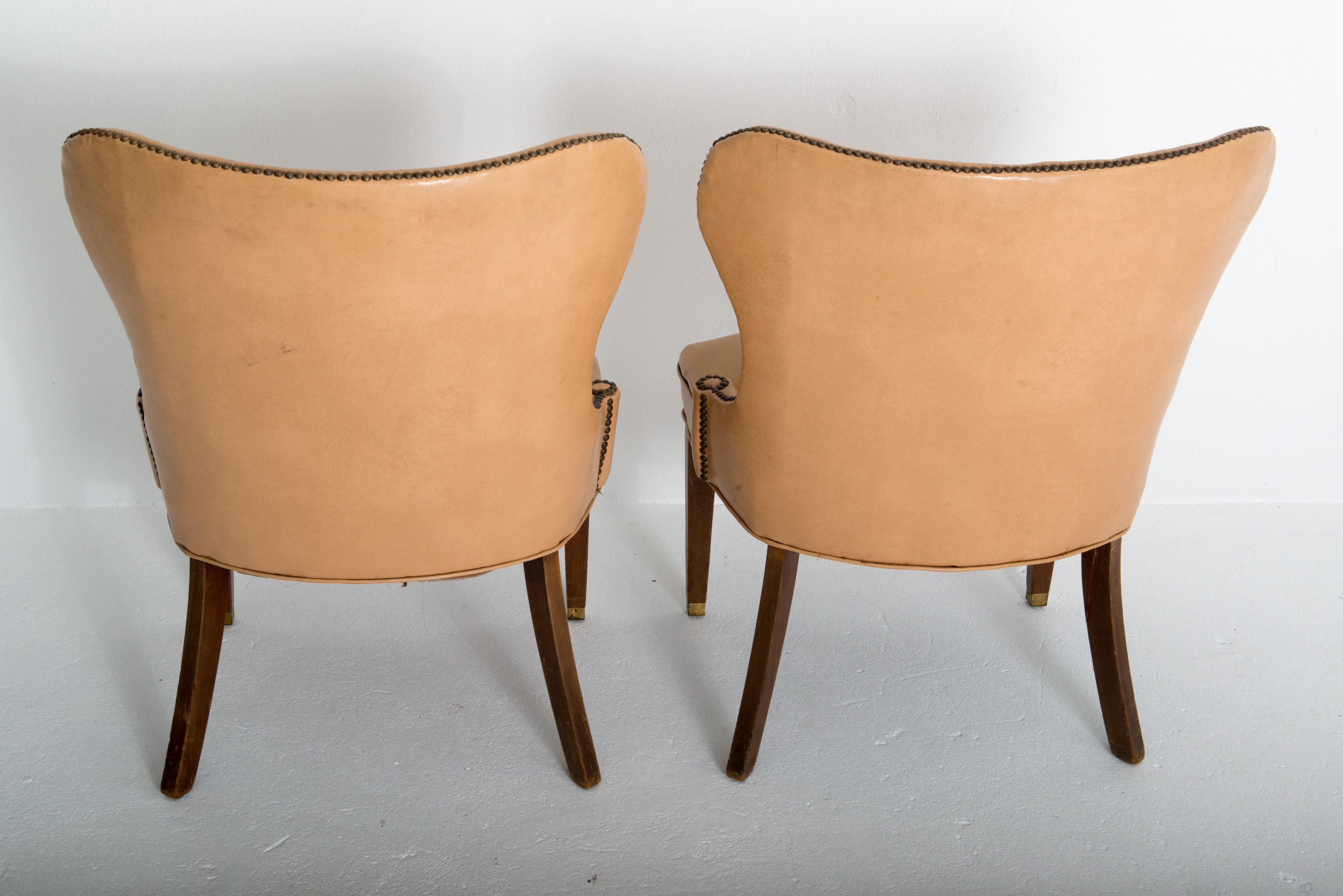 Pair of Grosfeld House Beige Faux Leather Club Chairs For Sale 3