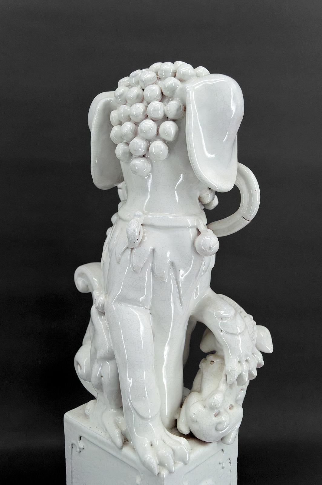 Pair of Guardian Lions / Fo Dogs / Shizi, White Ceramic, China, Qing Era, 19th  For Sale 10