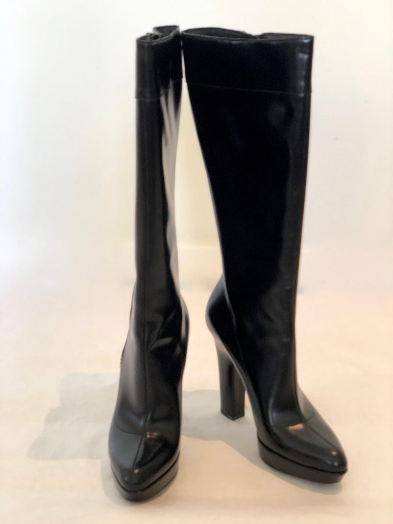Black Gucci Pointed-Toe Suede Knee-High Boots Size 39 – Designer Revival