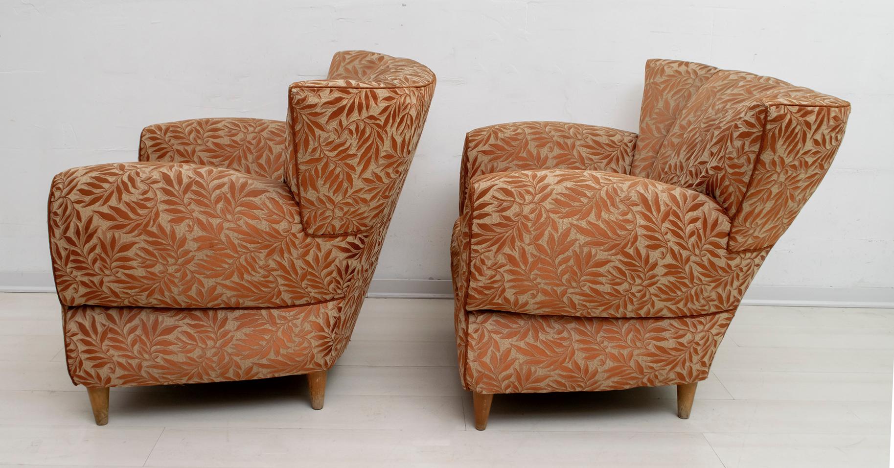 Fabric Pair of Gugliemo Ulrich Art Deco Italian Armchairs, 1940s For Sale