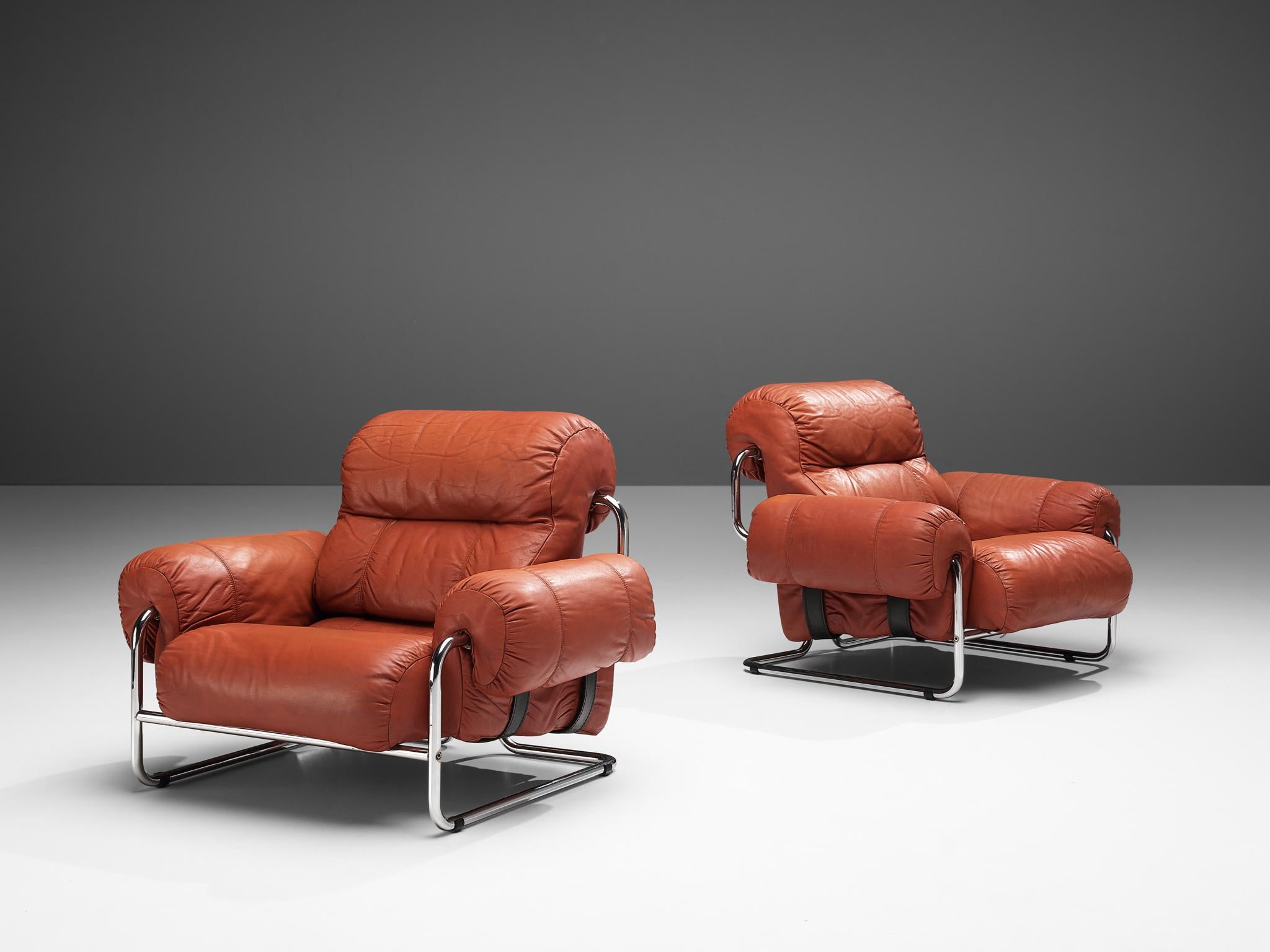 Pair of Guido Faleschini Armchairs in Red Leather 3
