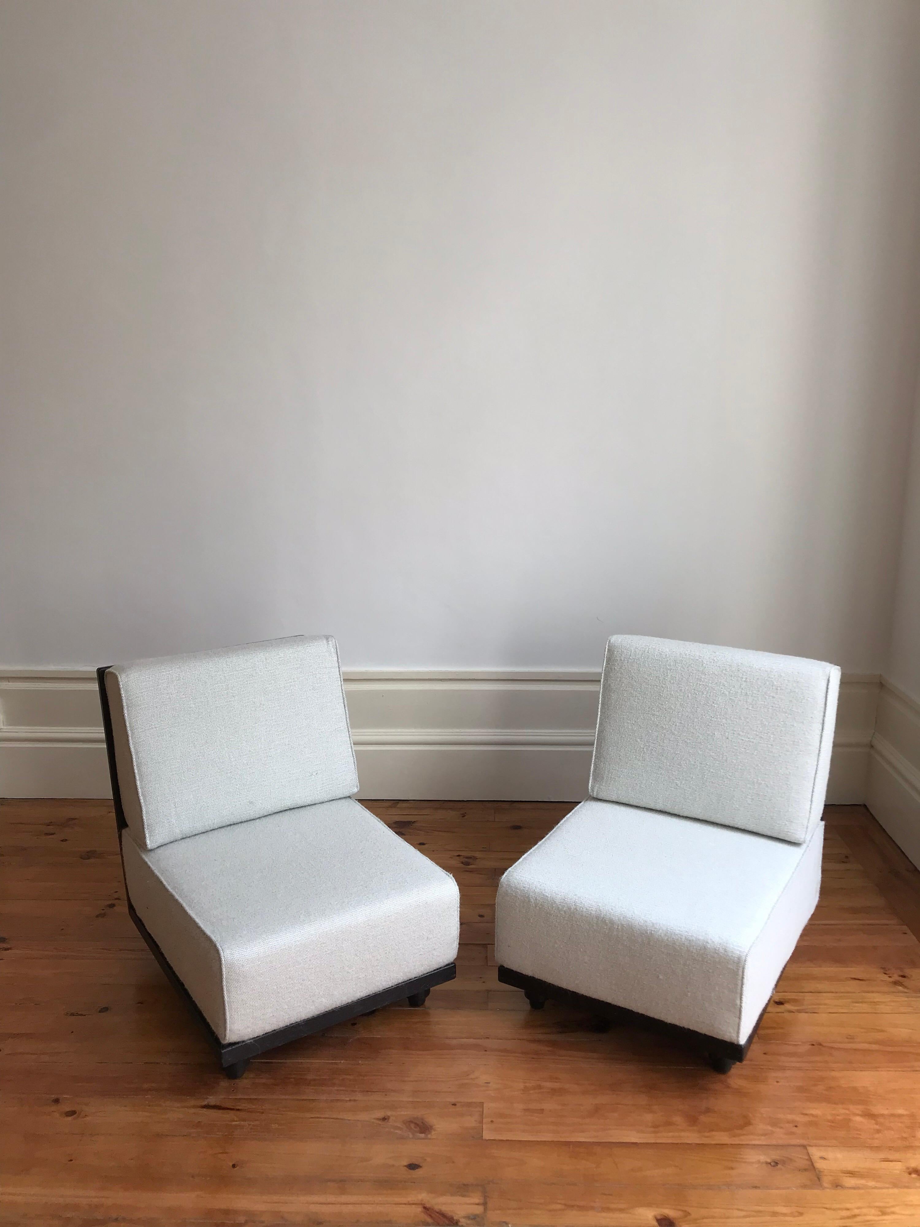 Pair of lounge chairs ''Elmyre'' by Guillerme Chambron reupholstered entirely with a Pierre Frey fabric Plumette. 

Robert Guillerme (1913 - 1990) and Jacques Chambron (1914 - 2001).
Their company, Votre Maison, has marked the history of French