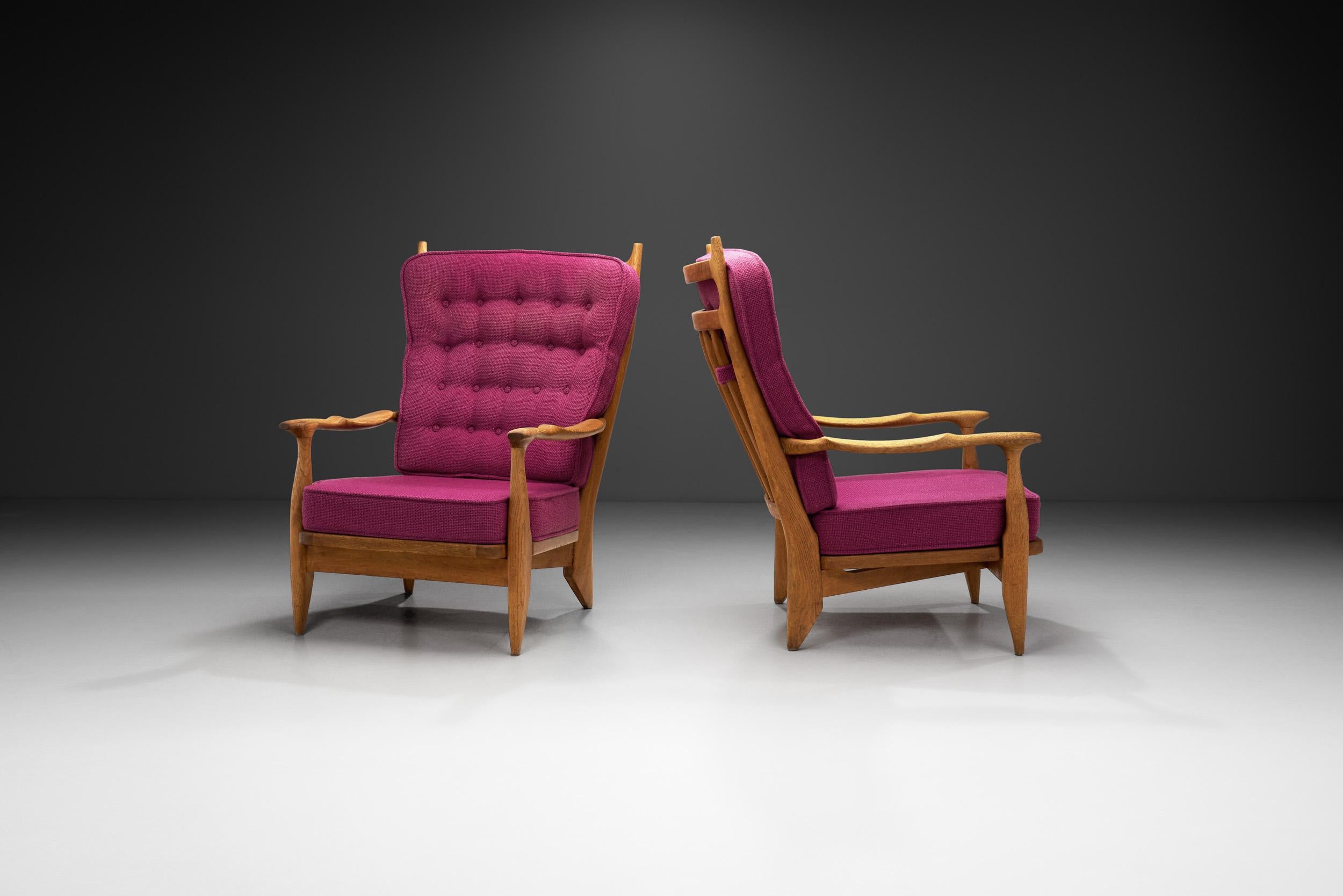 The “Edouard” lounge chair is often described as a “caquetoire”, or a conversation chair. This type of seating was an armchair style which emerged during the European Renaissance in France.

As the name suggests, this type of chair was meant for